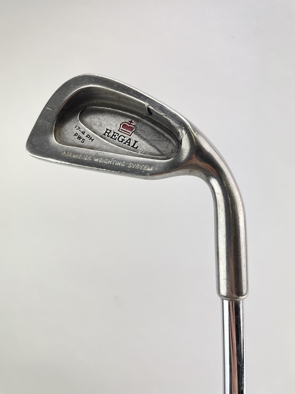 Regal Golf 2 Iron Regular Flex Steel Shaft /Right Handed /New Grip /195471