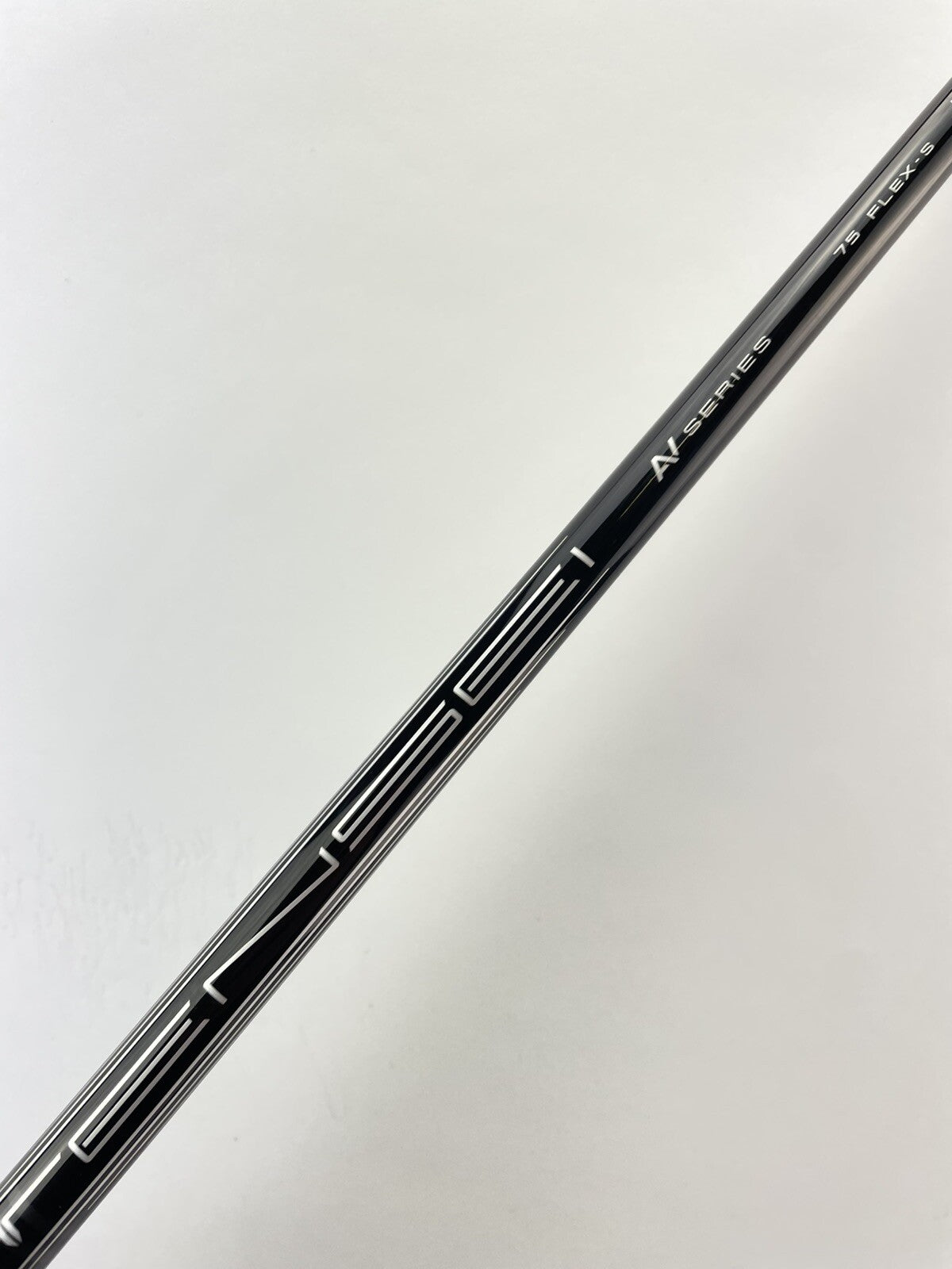 Tensei Blue Iron Shaft AV Series 75 Stiff Graphite 35" /0.370 Parallel /211893