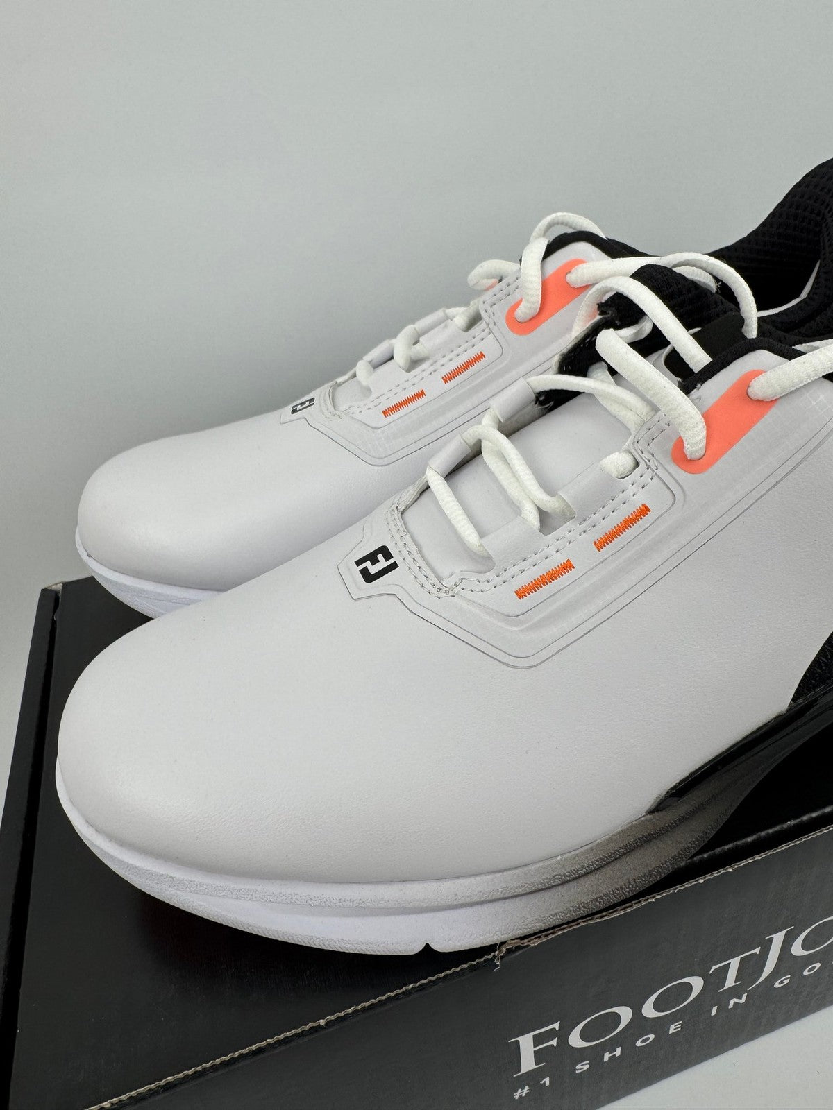FootJoy Fuel Golf Shoes Men's UK 7.5 US White Black Orange/312602