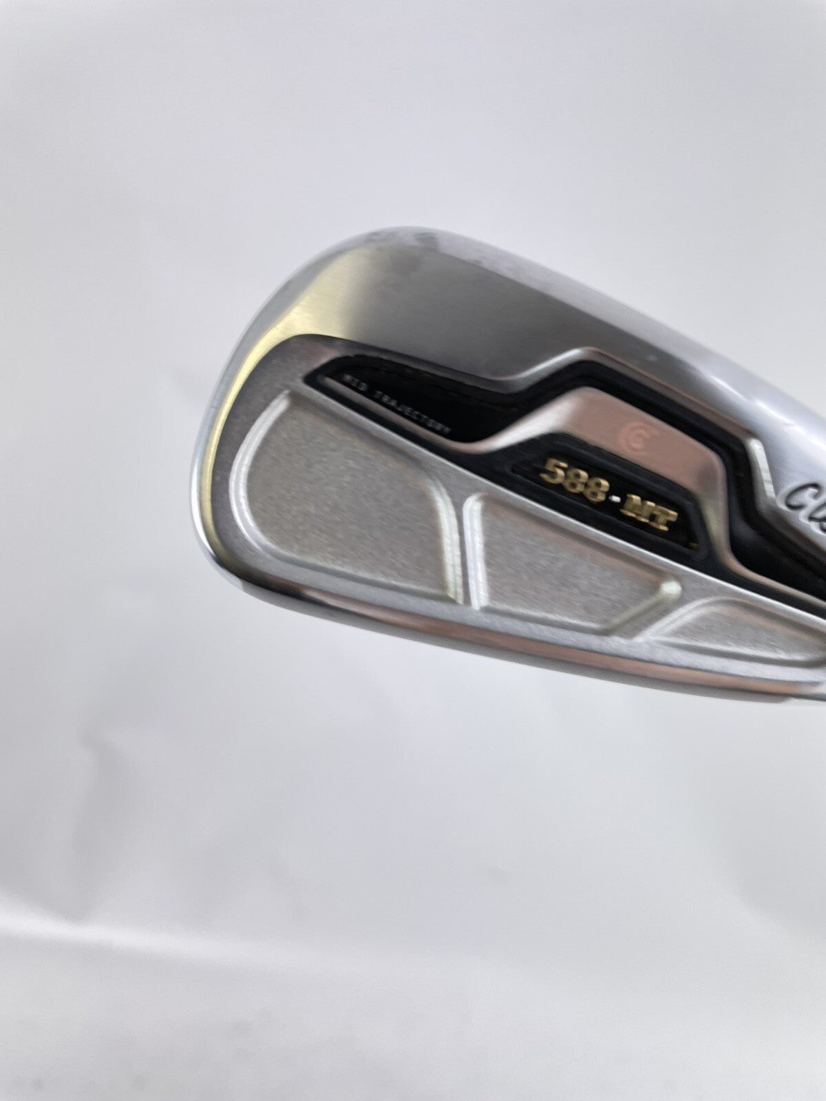 Cleveland 588MT 6 Iron Kuro Kage A Senior Graphite /New Grip /88981