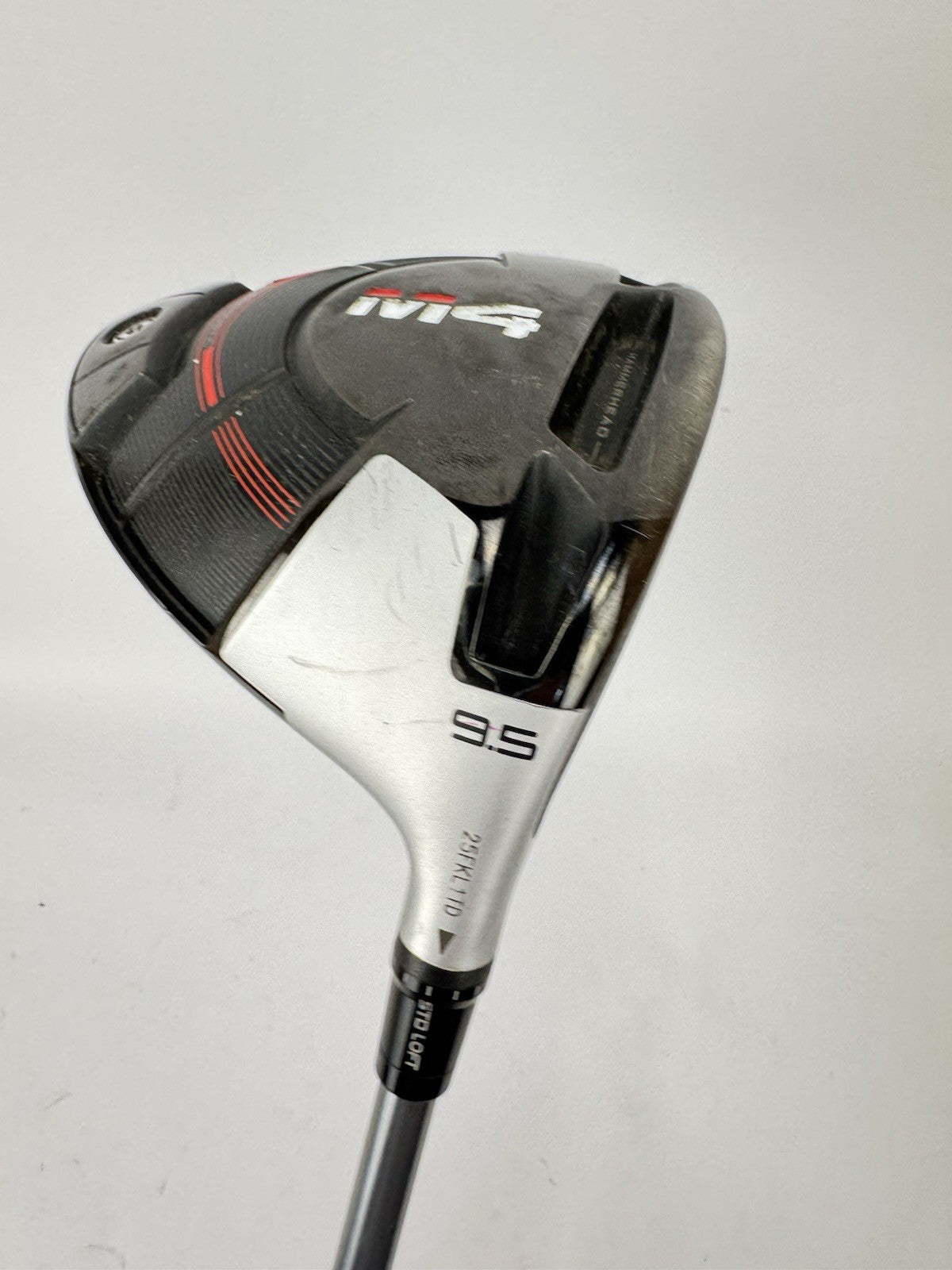 Taylormade M4 Driver 9* Hzrdus T800 5.5 Regular Graphite /Right Handed /363571