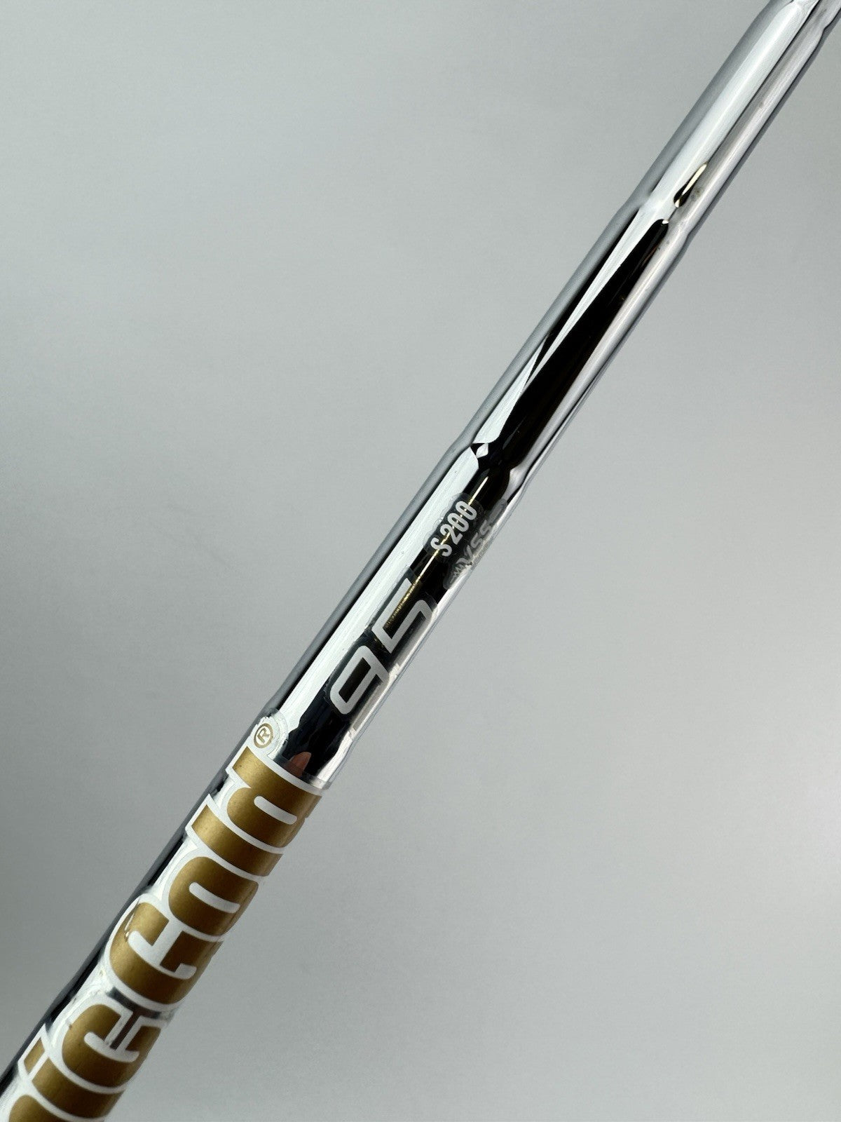 Dynamic Gold 95 Iron Shaft Vss Pro S200 Stiff Steel 36.75 /0.355 Tapered/311005