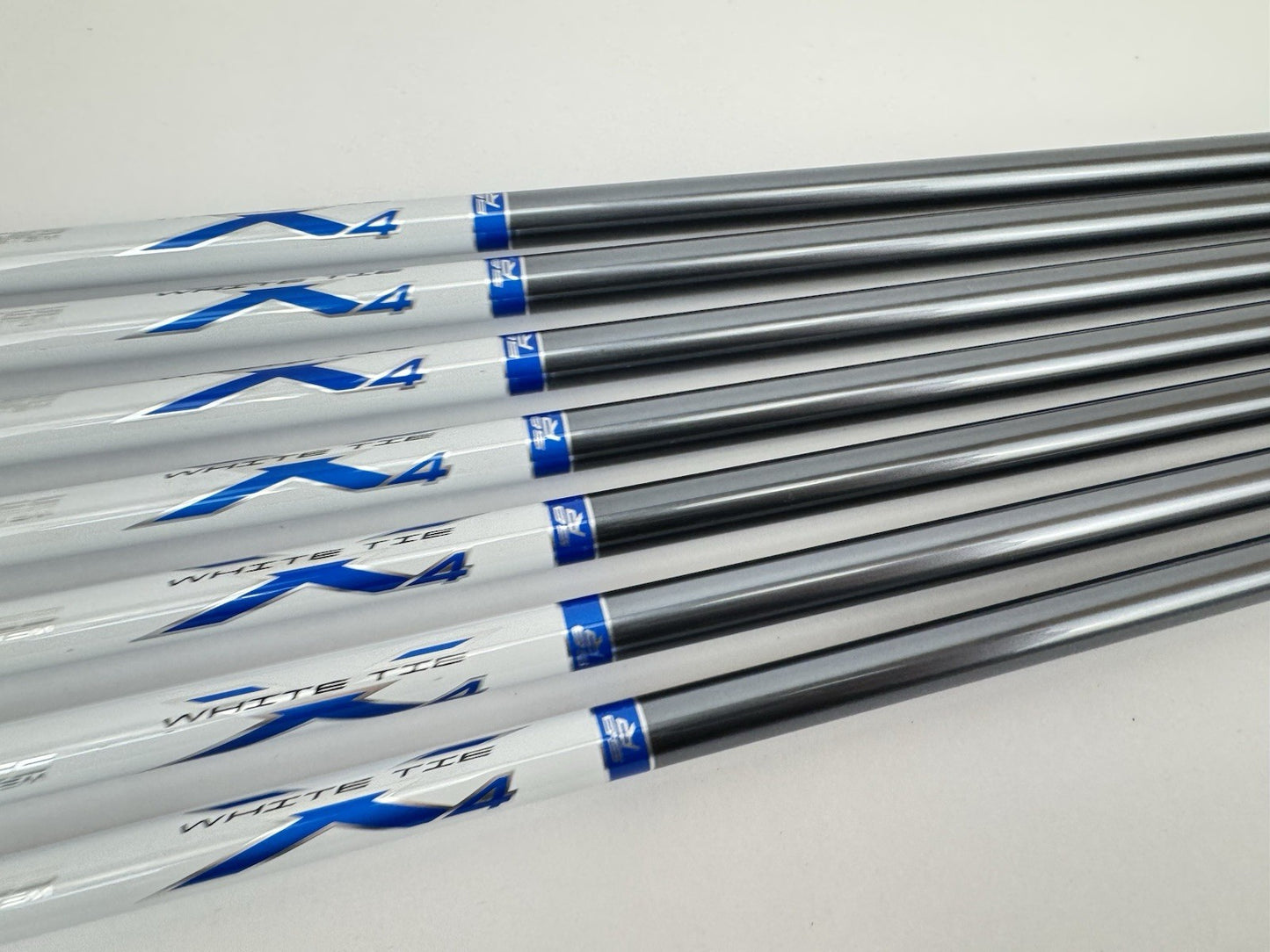 Matrix Iron Shaft Set (7) 4-PW White Tie Regular Graphite/Grips /0.355 /340334