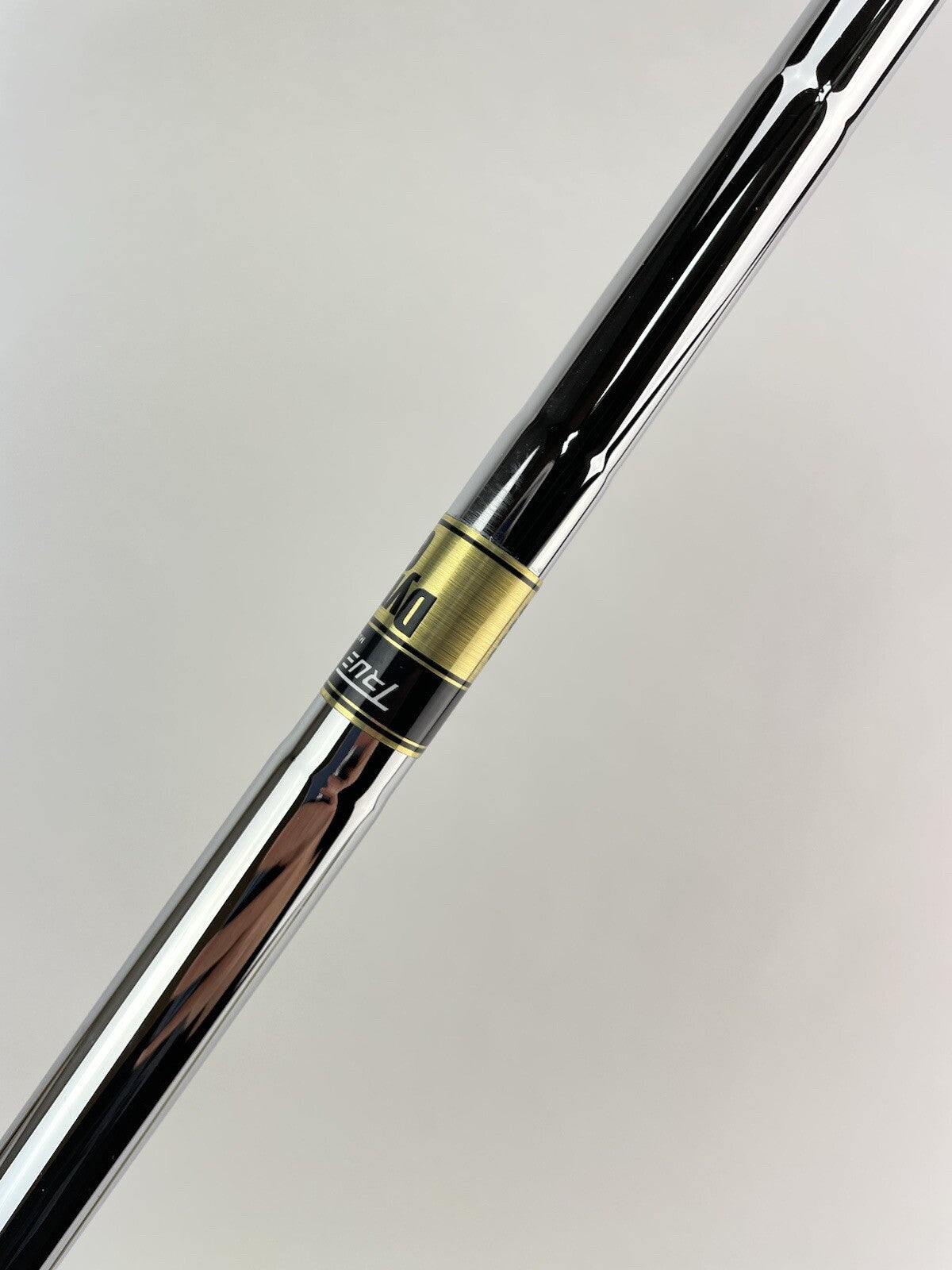 Dynamic Gold S300 Iron Shaft Stiff Flex Steel 35" /0.370 Parallel Tip /175022