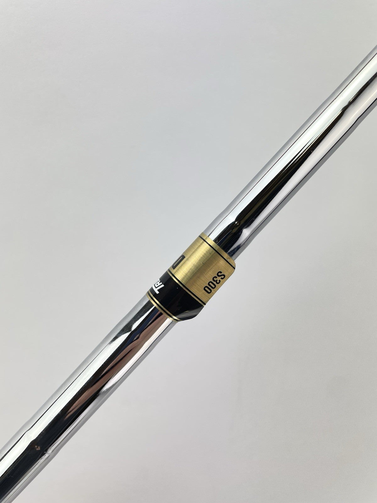 Dynamic Gold S300 Iron Shaft Stiff Flex Steel 35 /0.355 Tapered /279969