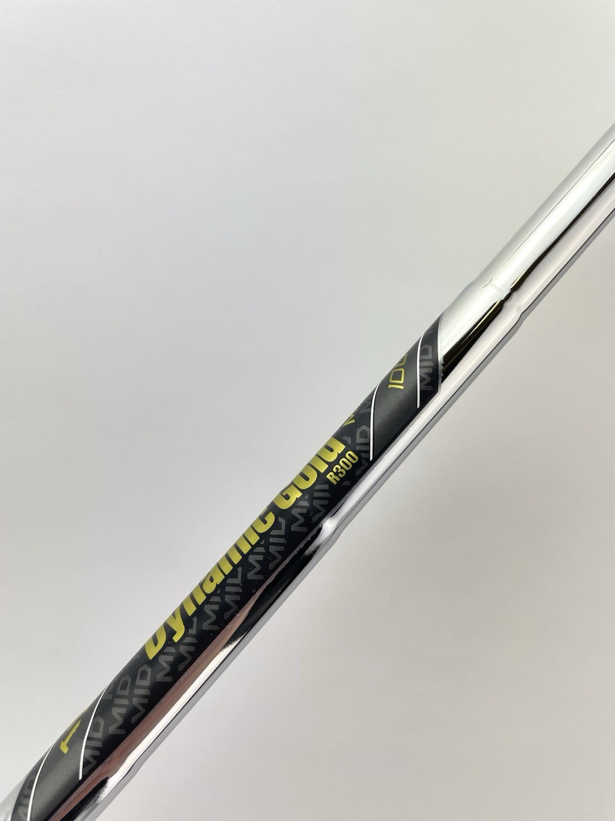 Dynamic Gold Mid 100 Iron Shaft R300 Regular Flex Steel 35.5 /0.355 /286357