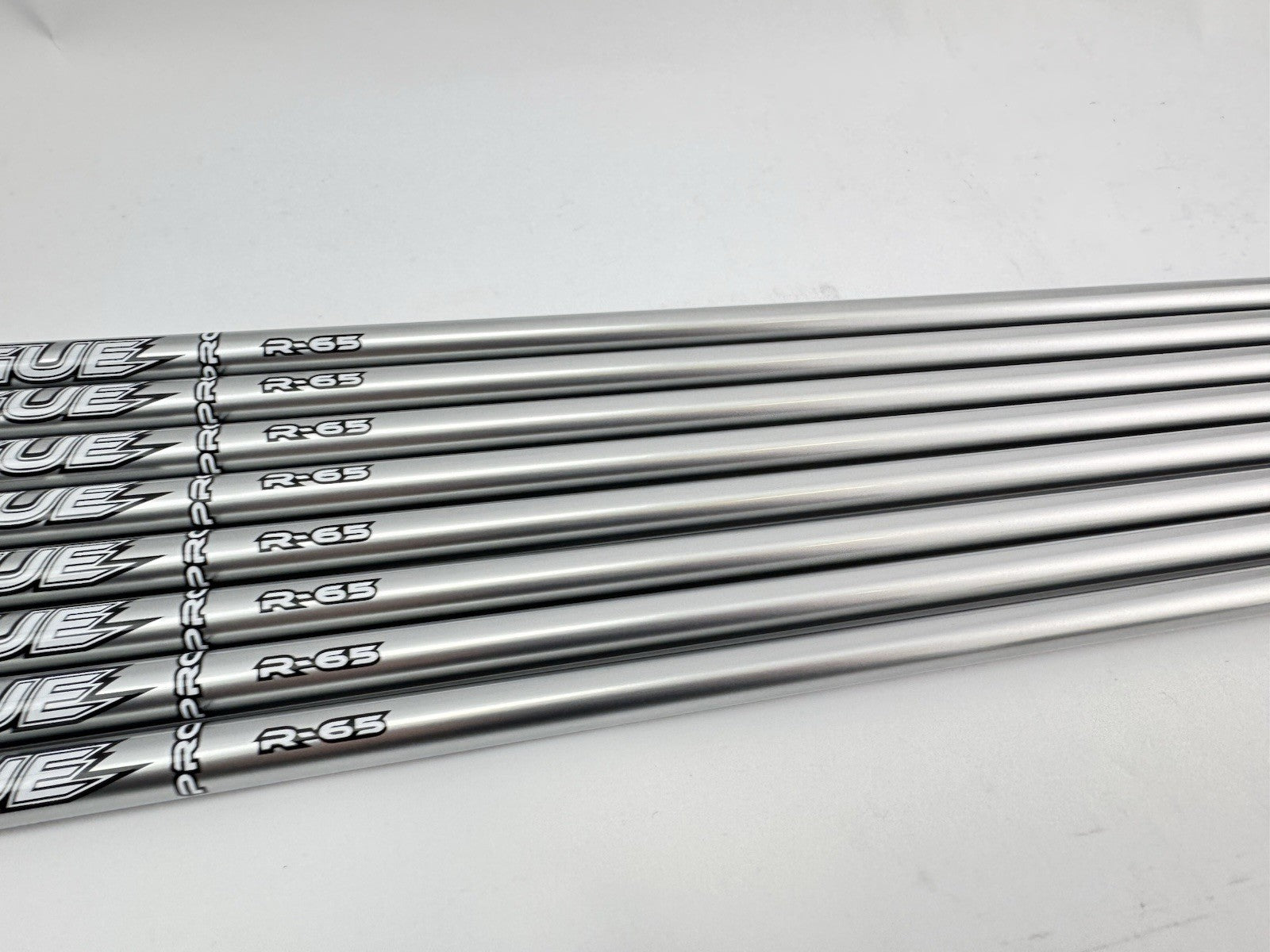 Aldila Rogue Pro Iron Shaft Set (8) Regular Flex Graphite /0.370 Parallel /New4