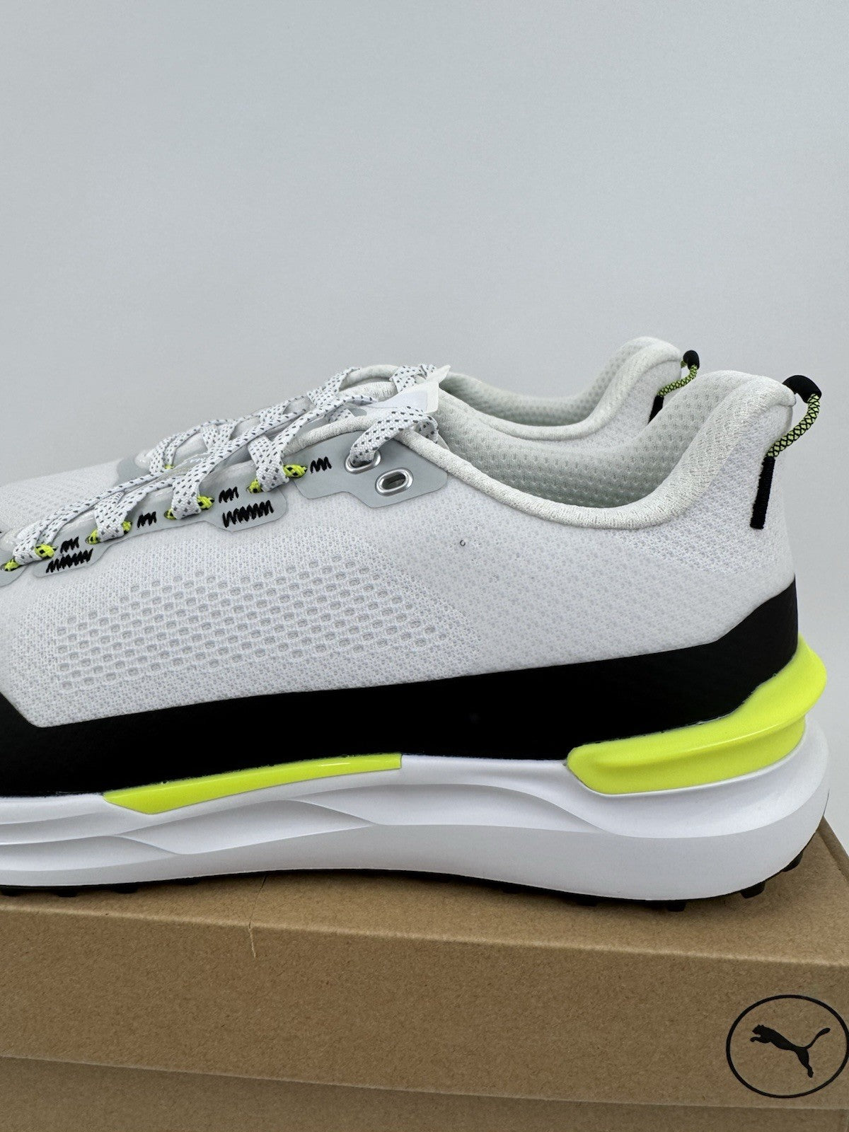 Puma IGNITE Elevate X Golf Shoes Mens Size UK 8 White Black Safety Yellow/321572