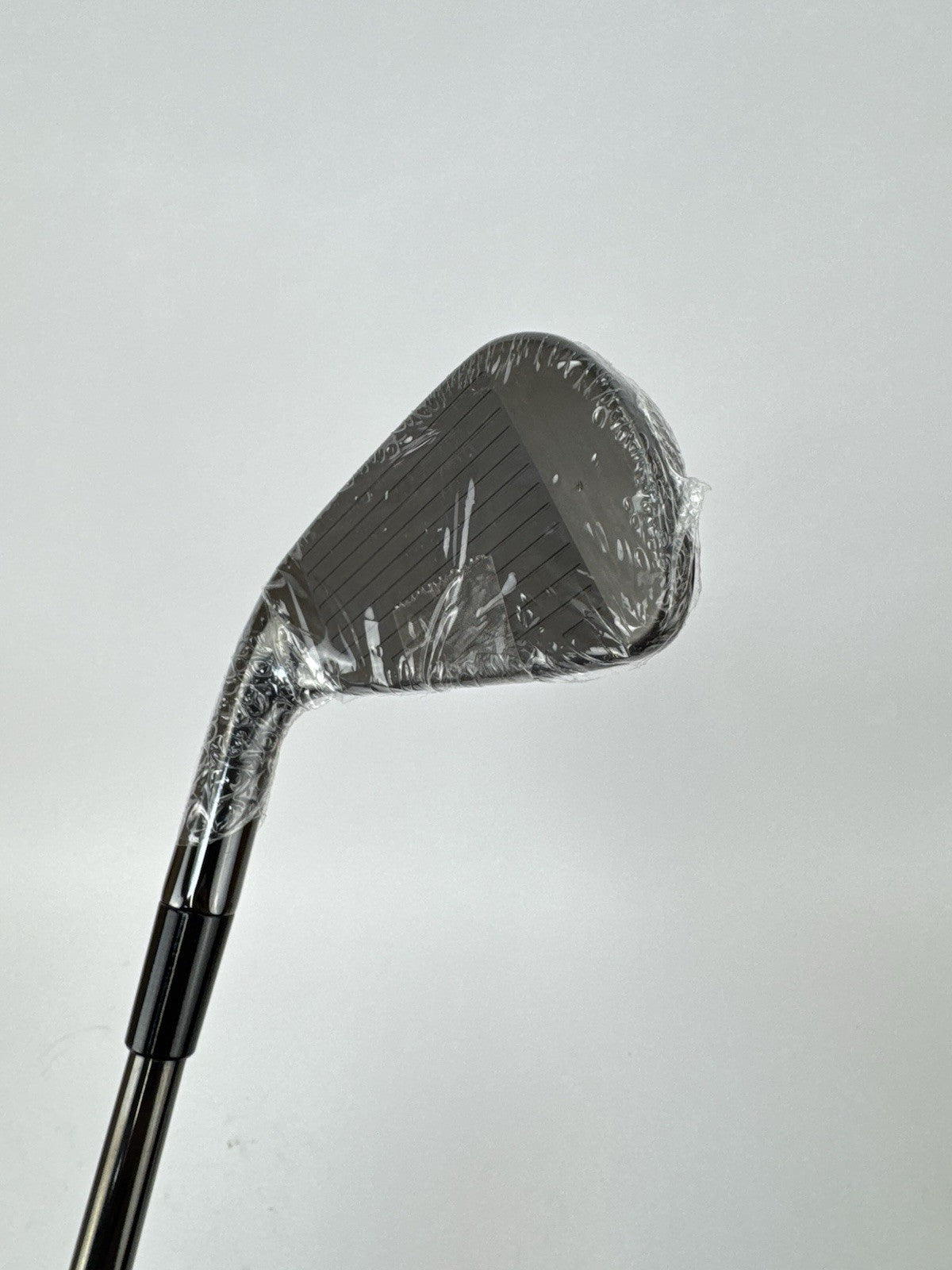 Taylormade P770 Limited  Phantom 4 Iron KBS Tour X Flex Black Steel /3339511