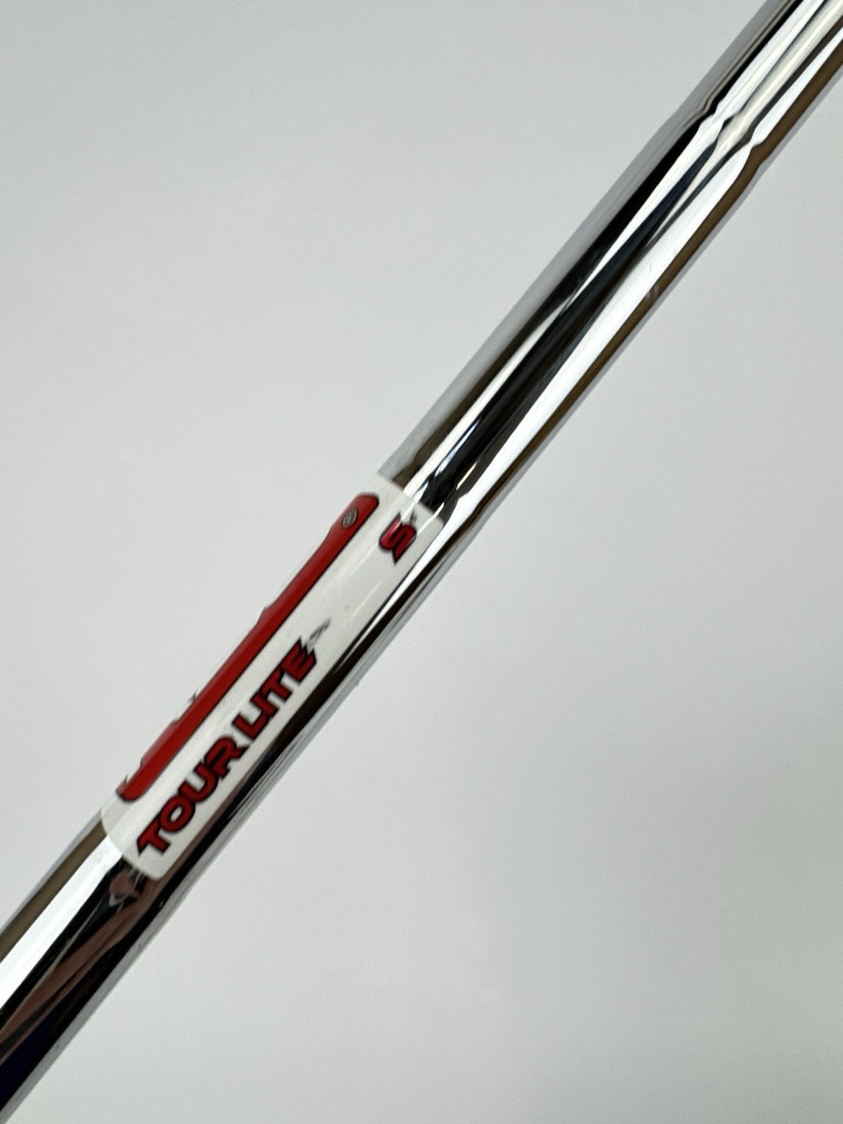 KBS Tour Lite Iron Shaft Stiff Flex Steel 35.25” /0.370 Parallel /324375