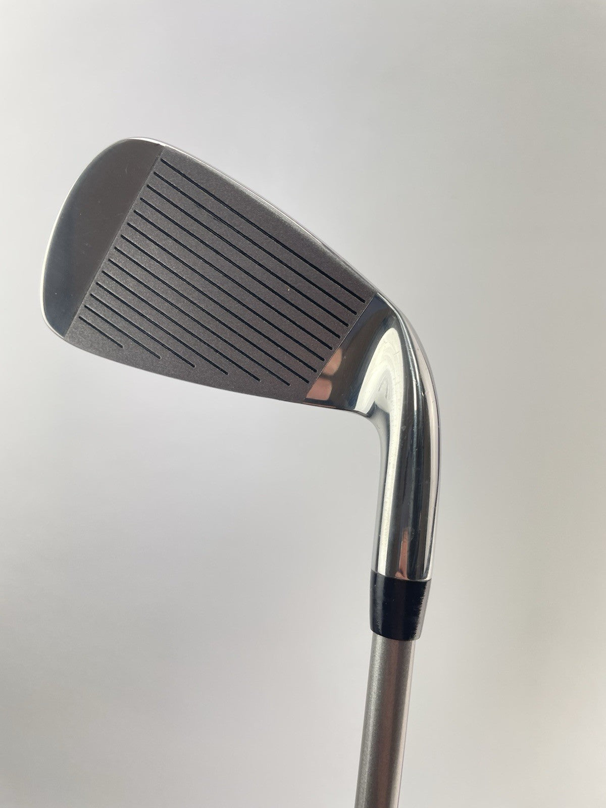 Bay Hill 4 Iron Left Handed Regular Flex Graphite Shaft /New Grip /261699