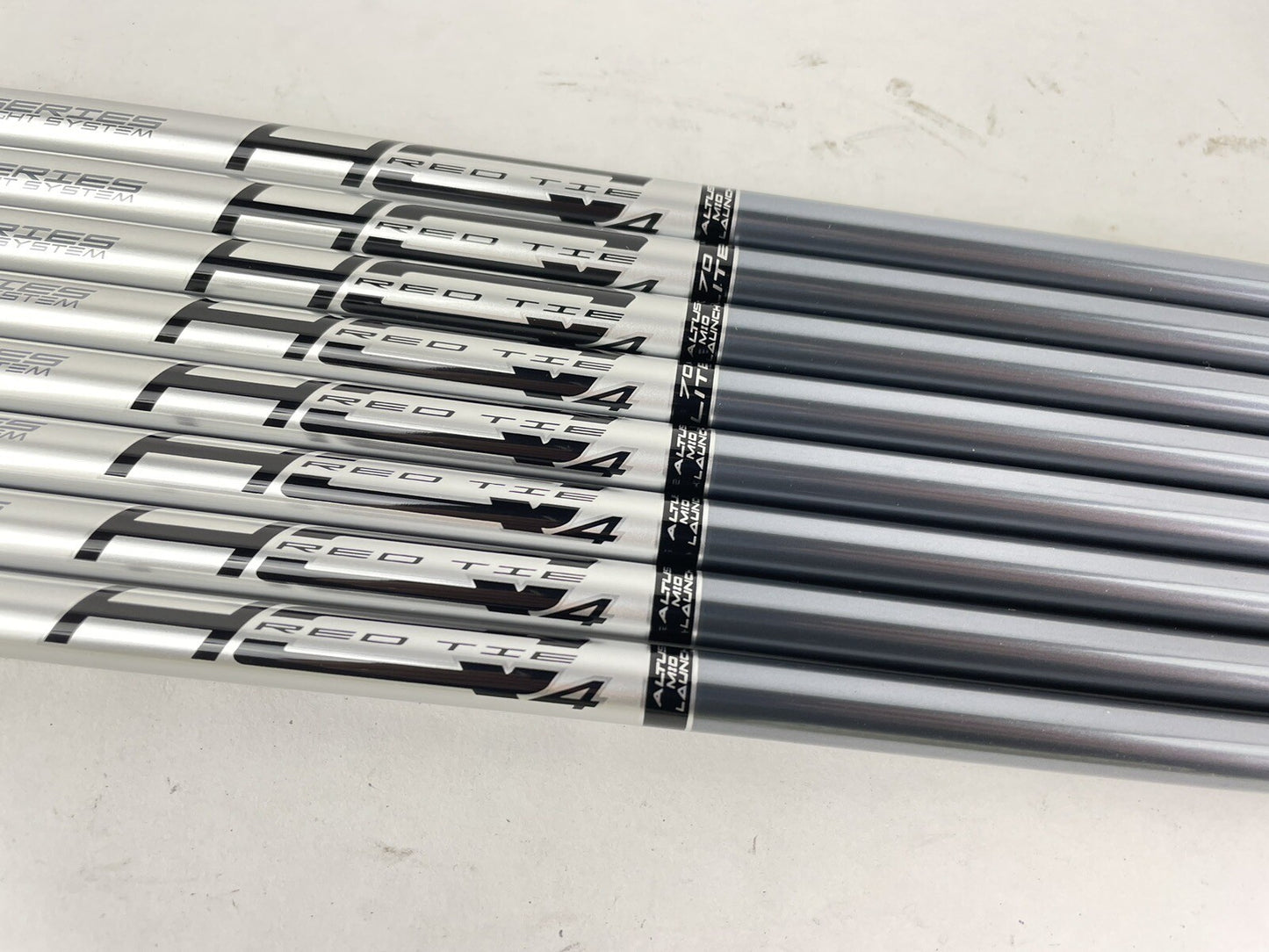 Matrix Ozik Red Tie Iron Shaft Set (8) Lite Senior Graphite Q4 42 /New /138014