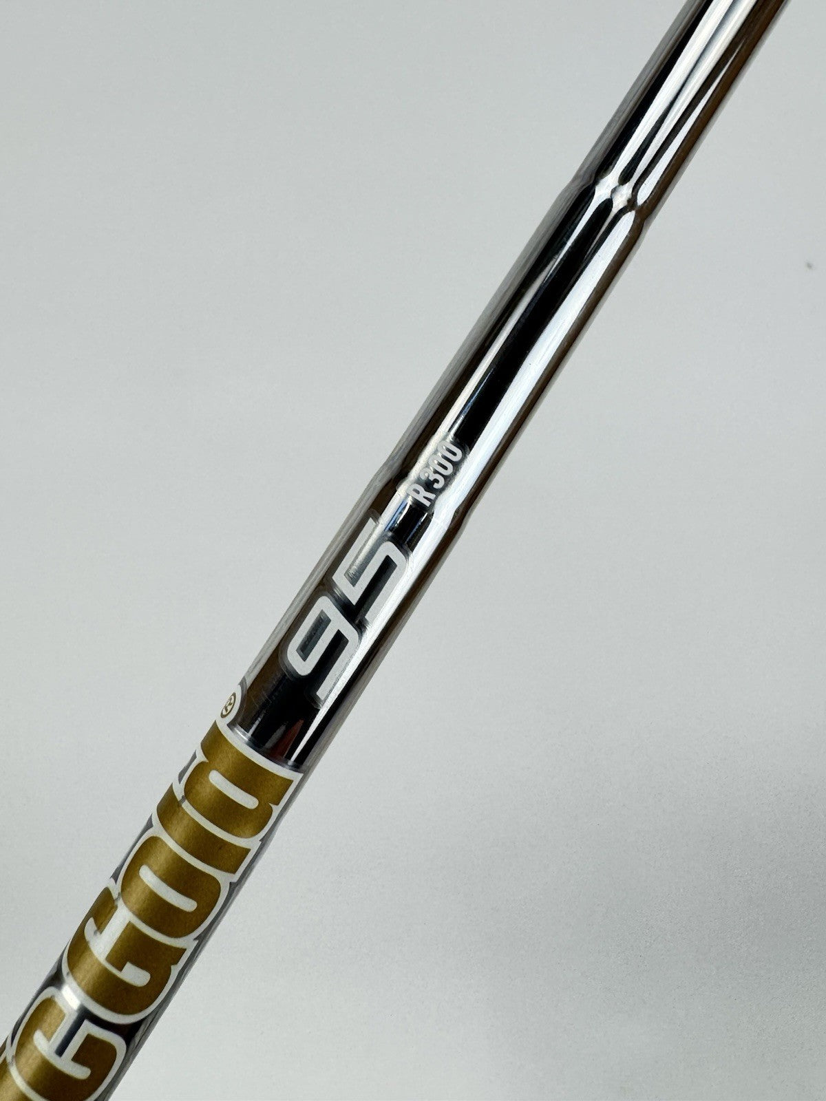 Dynamic Gold 95 Iron Shaft R300 Regular Flex Steel 36.25” /0.355 Tapered /316855