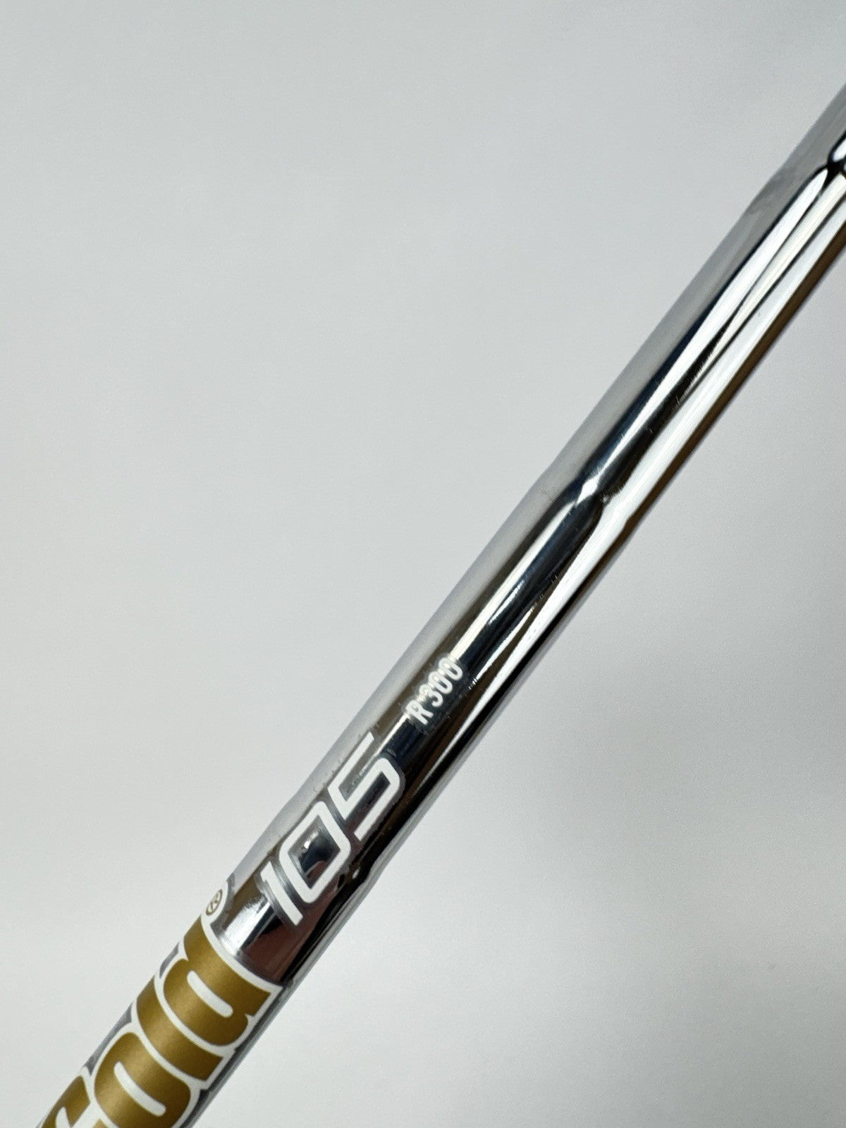 Dynamic Gold 105 Iron Shaft R300 Regular Flex Steel 35.25” /0.355 Tapered /335786