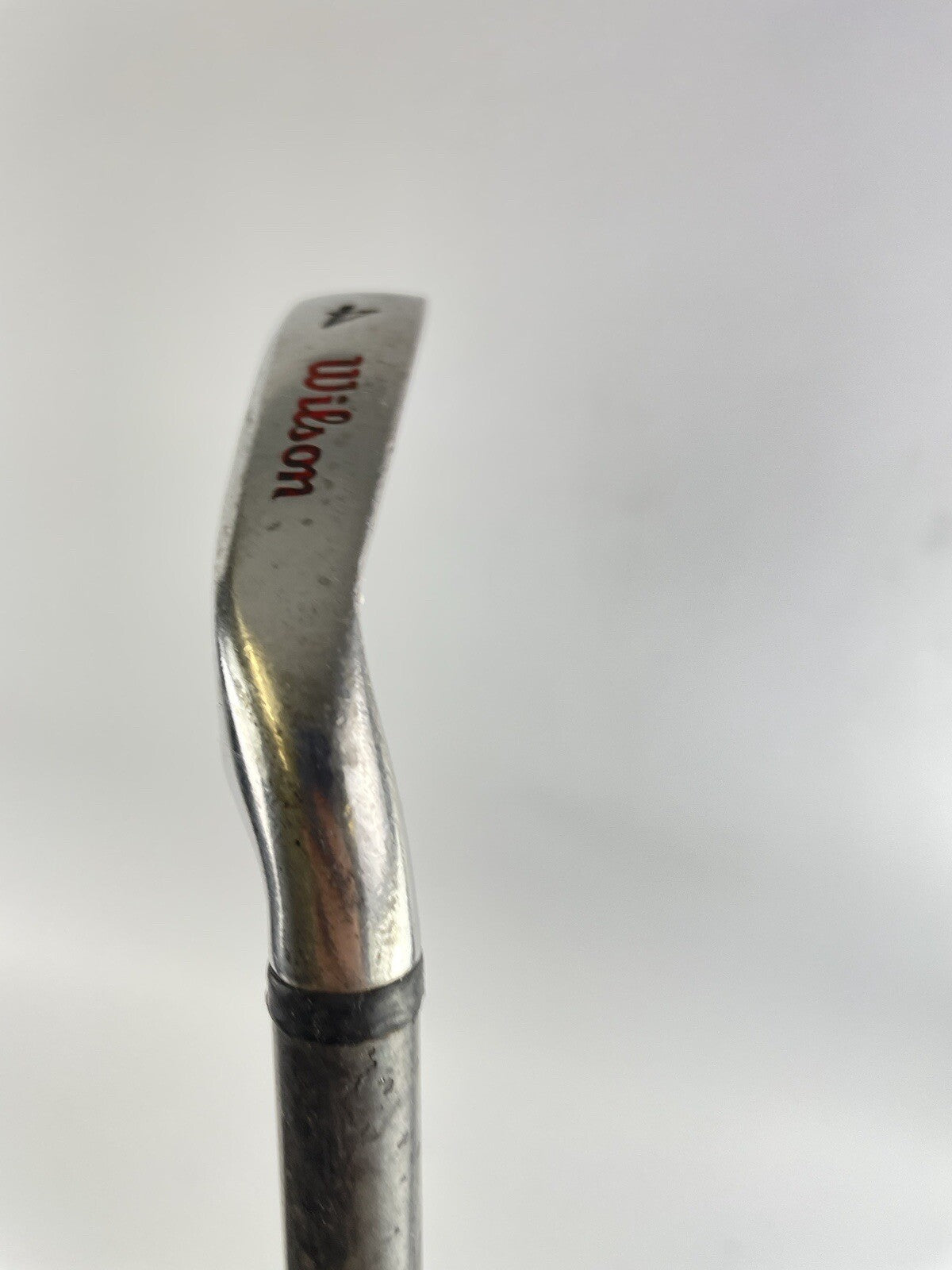 Wilson Fatshaft 4 Iron Regular Flex Graphite /Wilson Grip /Right Handed /102874