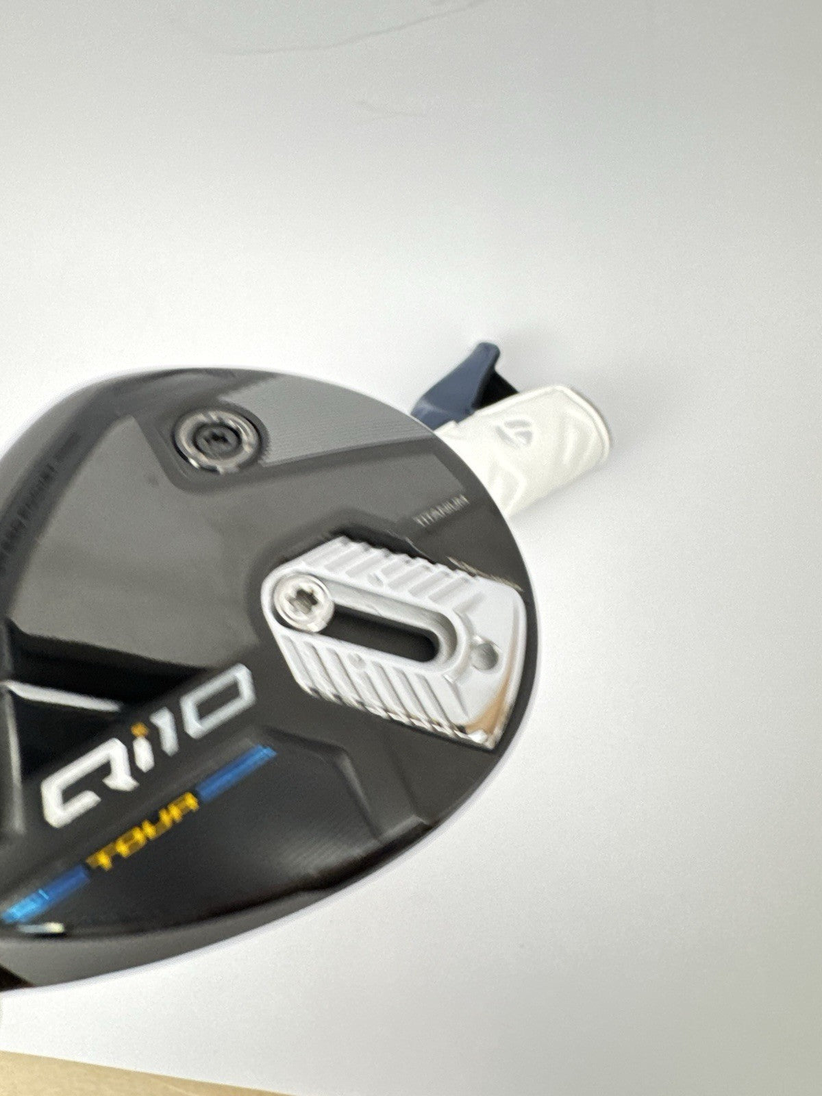 Taylormade Qi10 Tour 3 Wood Left Handed Helium F4 Stiff Graphite /344466