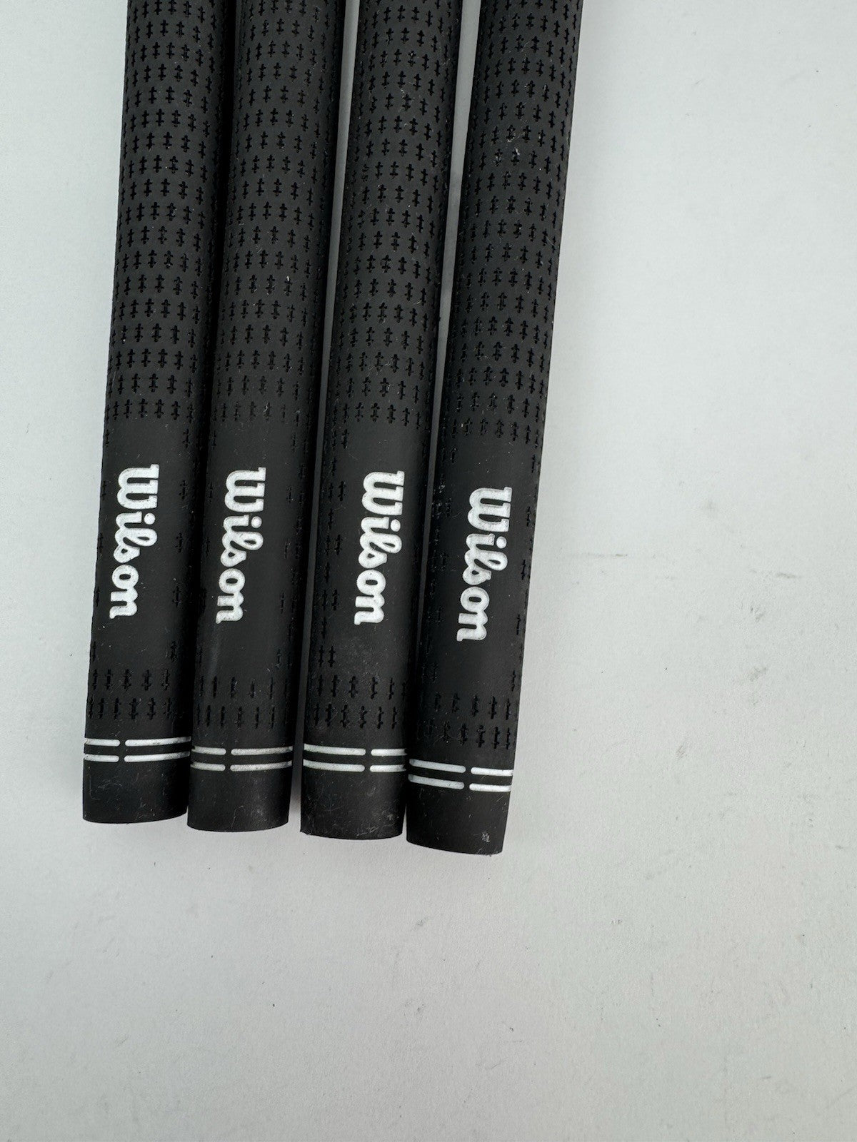 Wilson Staff Golf Grips (4) Mens Standard /Black /Pulled /297521