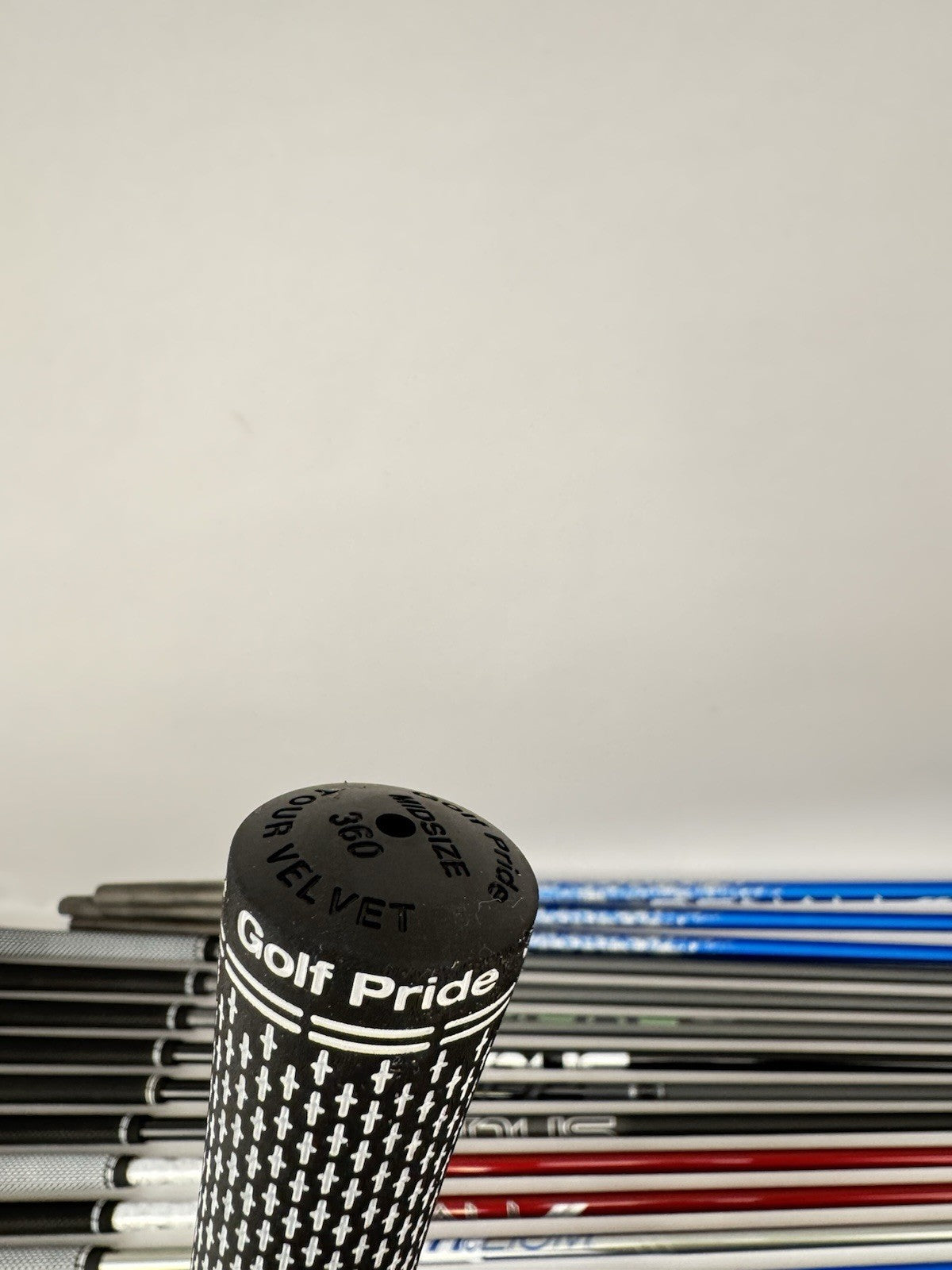 Titleist GT Driver Shaft Denali Frost Blue 6.0 Stiff Graphite 44.50”/Mid /360149