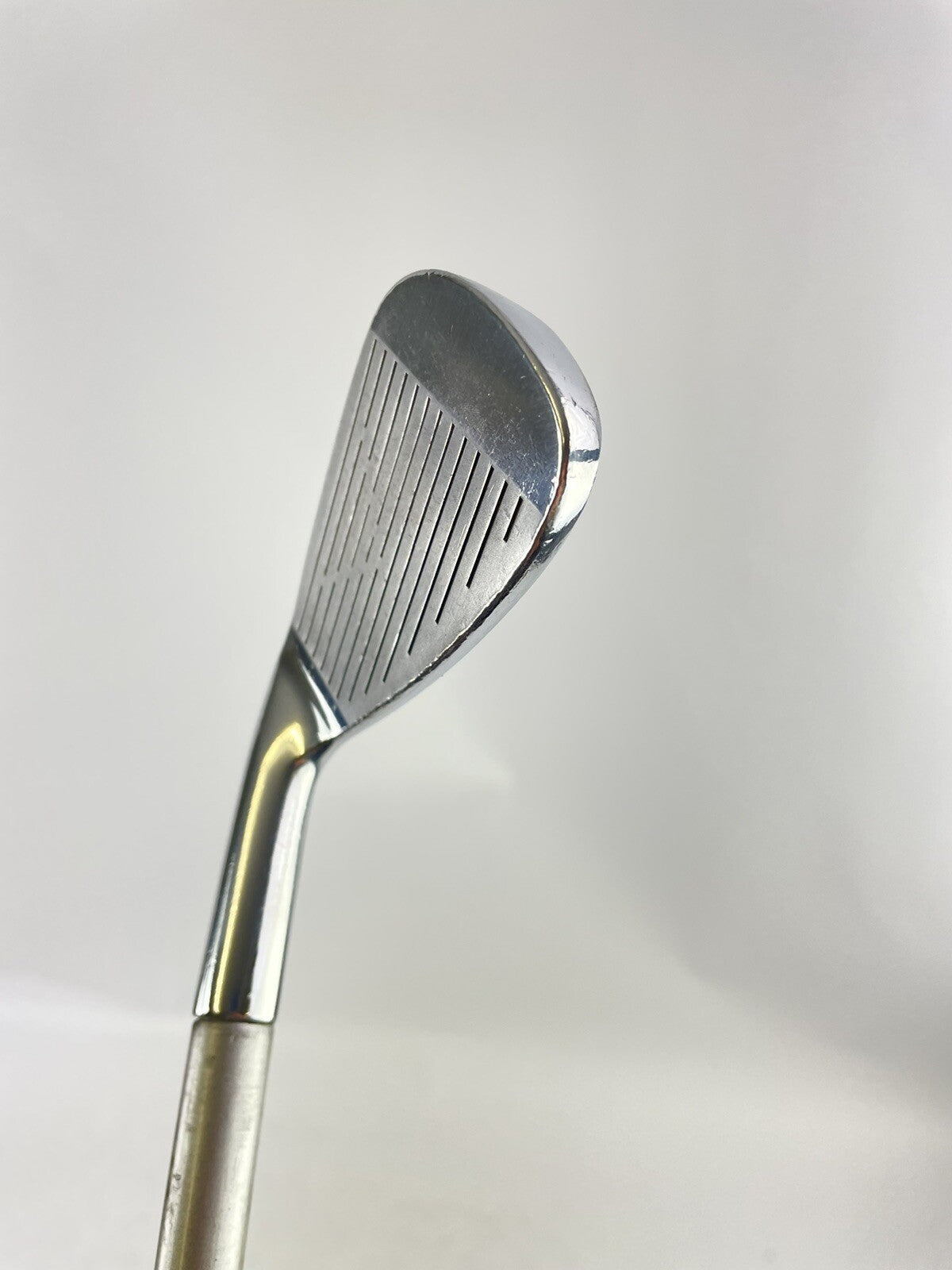 Wilson Staff Forged 4 Iron RM Midsize Stiff Graphite /Right Handed New Grip/720312