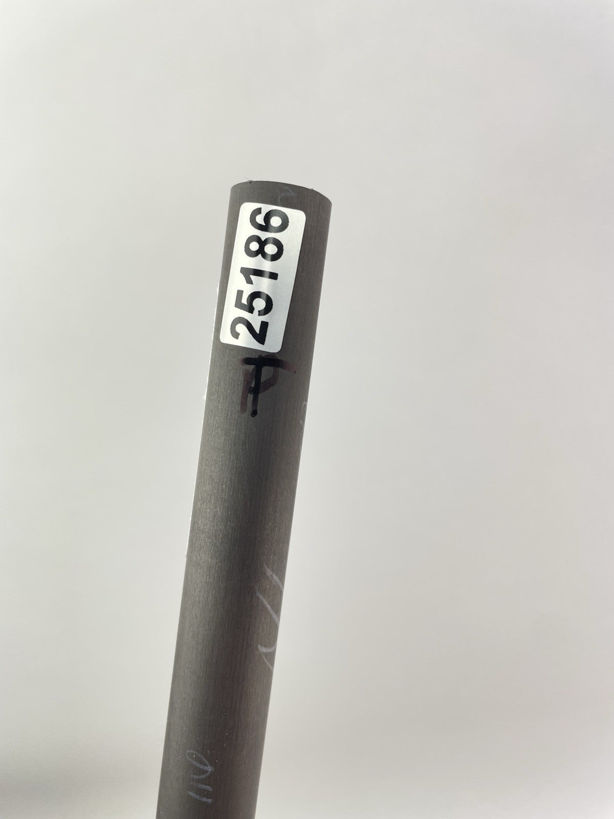 UST Recoil 95 Iron Shaft F4 Stiff Flex Graphite 35.5 /0.355 Tapered /3155213