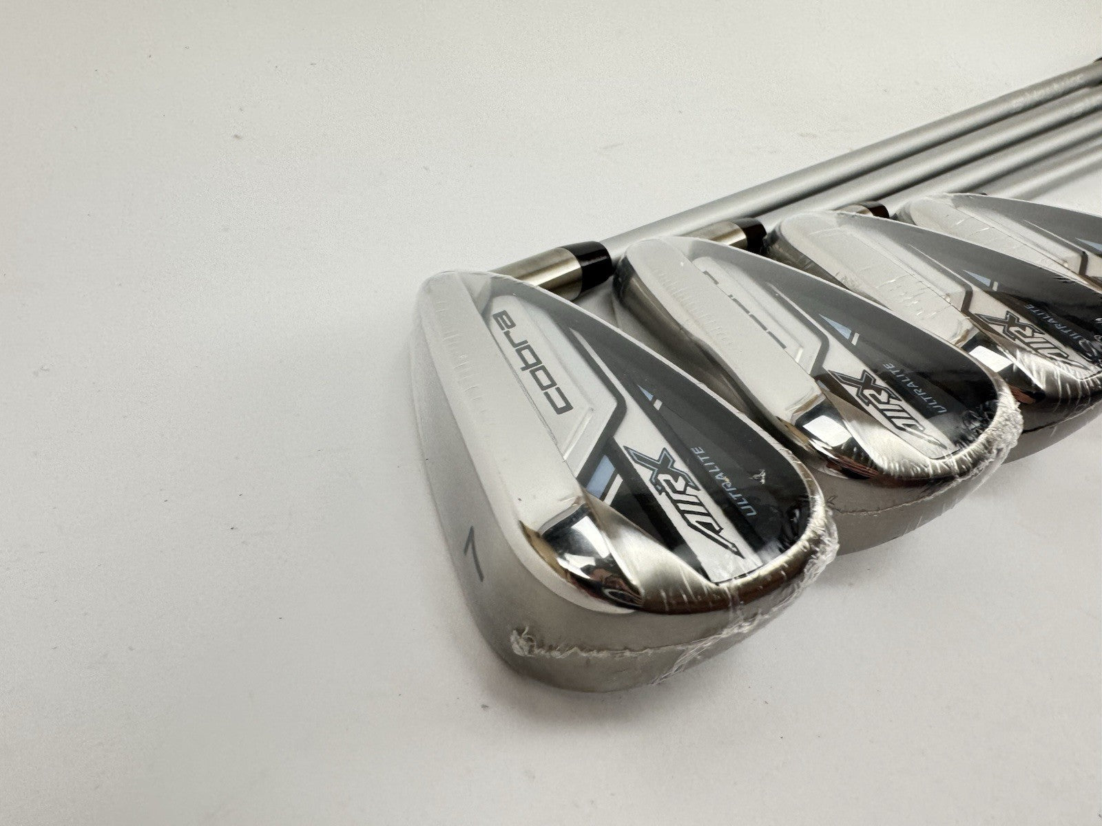 Cobra Air X 2.0 Ladies Irons 7-PW Women’s Graphite /Right Handed /New /321984