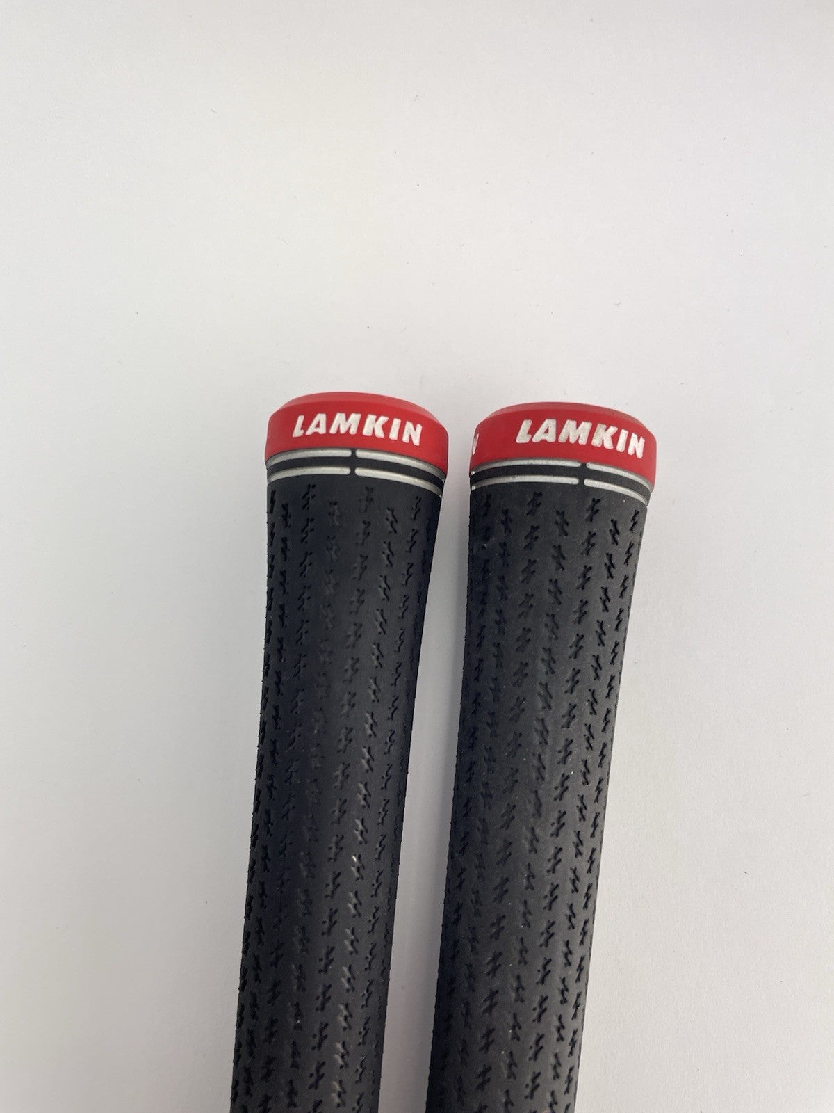 Lamkin Crossline Taylormade Grips (2) 360 Standard /Black/Red /Pulled /280623