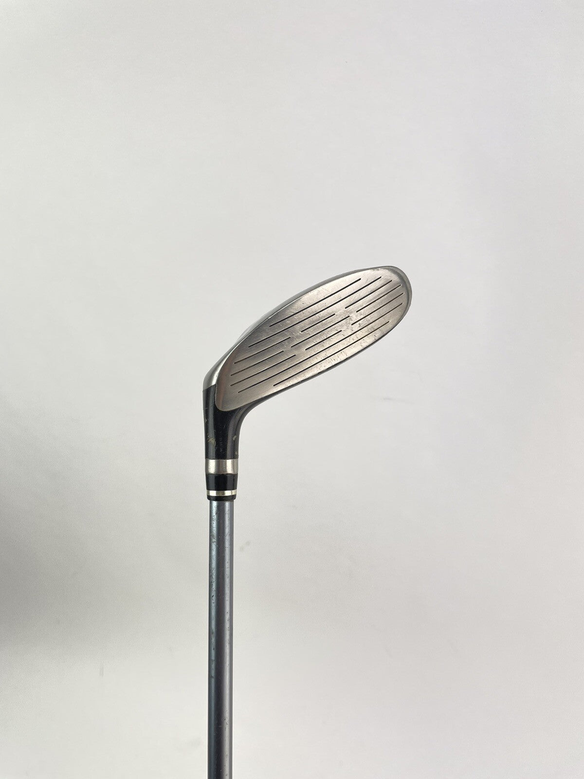 Wilson Staff 4 Hybrid 21* UST Ladies Flex Graphite /Right Hand /New Grip /176276