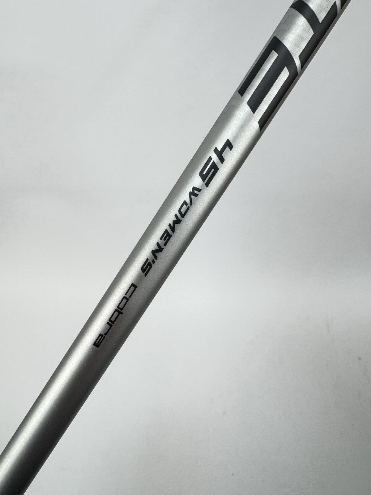 Cobra Ladies 9 Iron Air X 2.0 Ultralite Women’s Graphite /Right /New /3407613