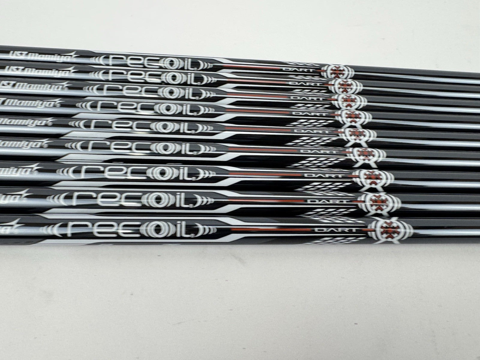 UST Recoil Dart Iron Shaft Set (9) 75 F2 Senior Graphite 41” /0.370 Parallel2