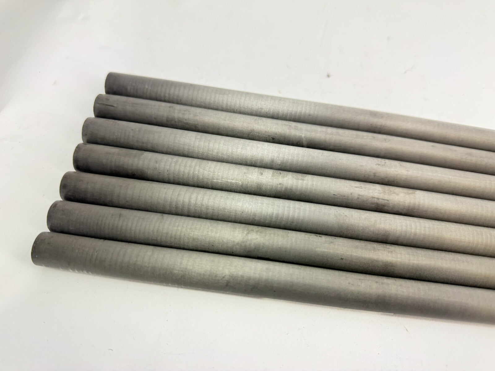 Matrix Iron Shaft Set (7) White Tie Regular Graphite 42” /0.370 Parallel /216936