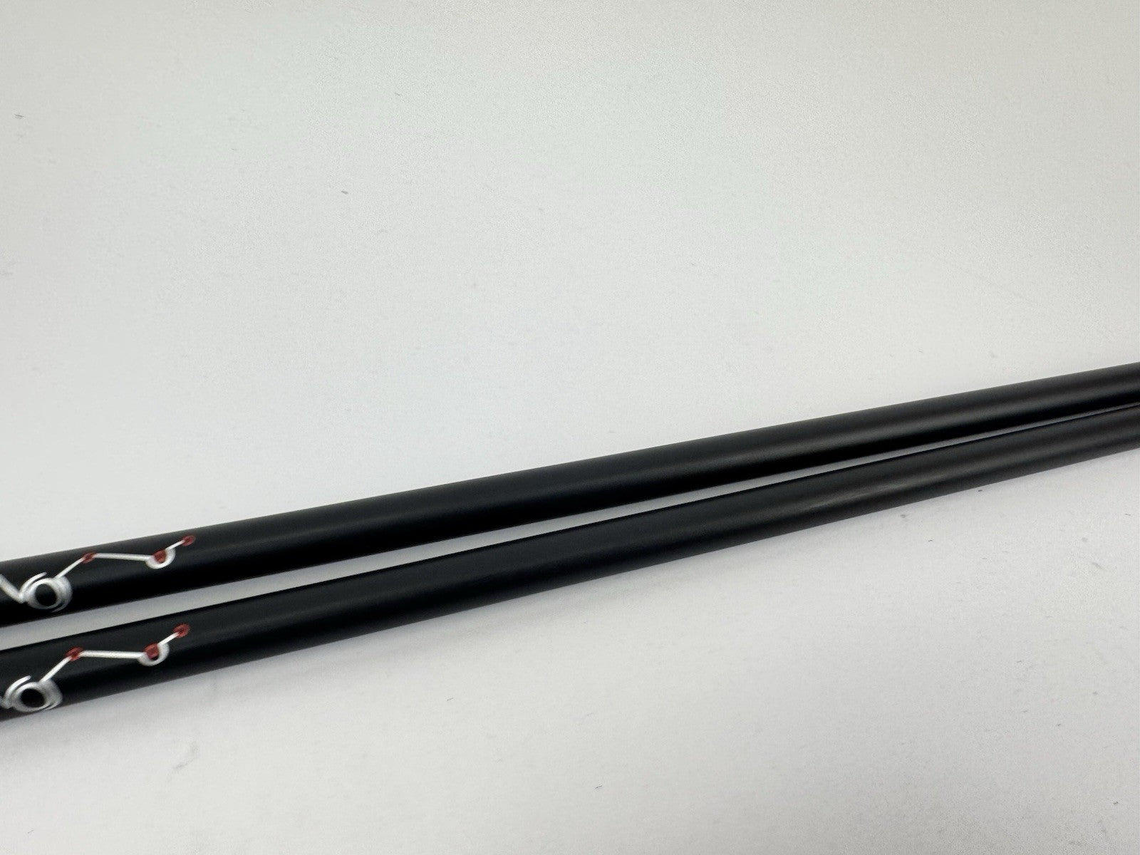 Catalyst Black Wedge Shaft Set (2) 60 5.5 Regular Graphite /0.355 Tapered /332355