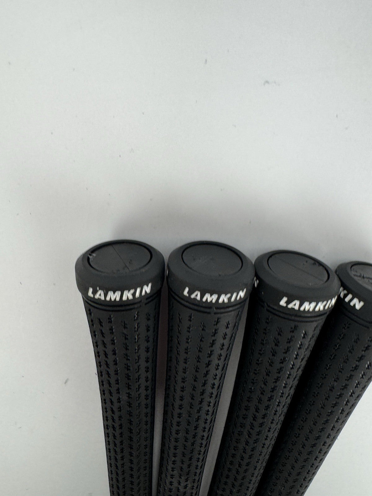 Lamkin Crossline 360 Golf Grips (4) Mens Standard /Black/White /Pulled /313625