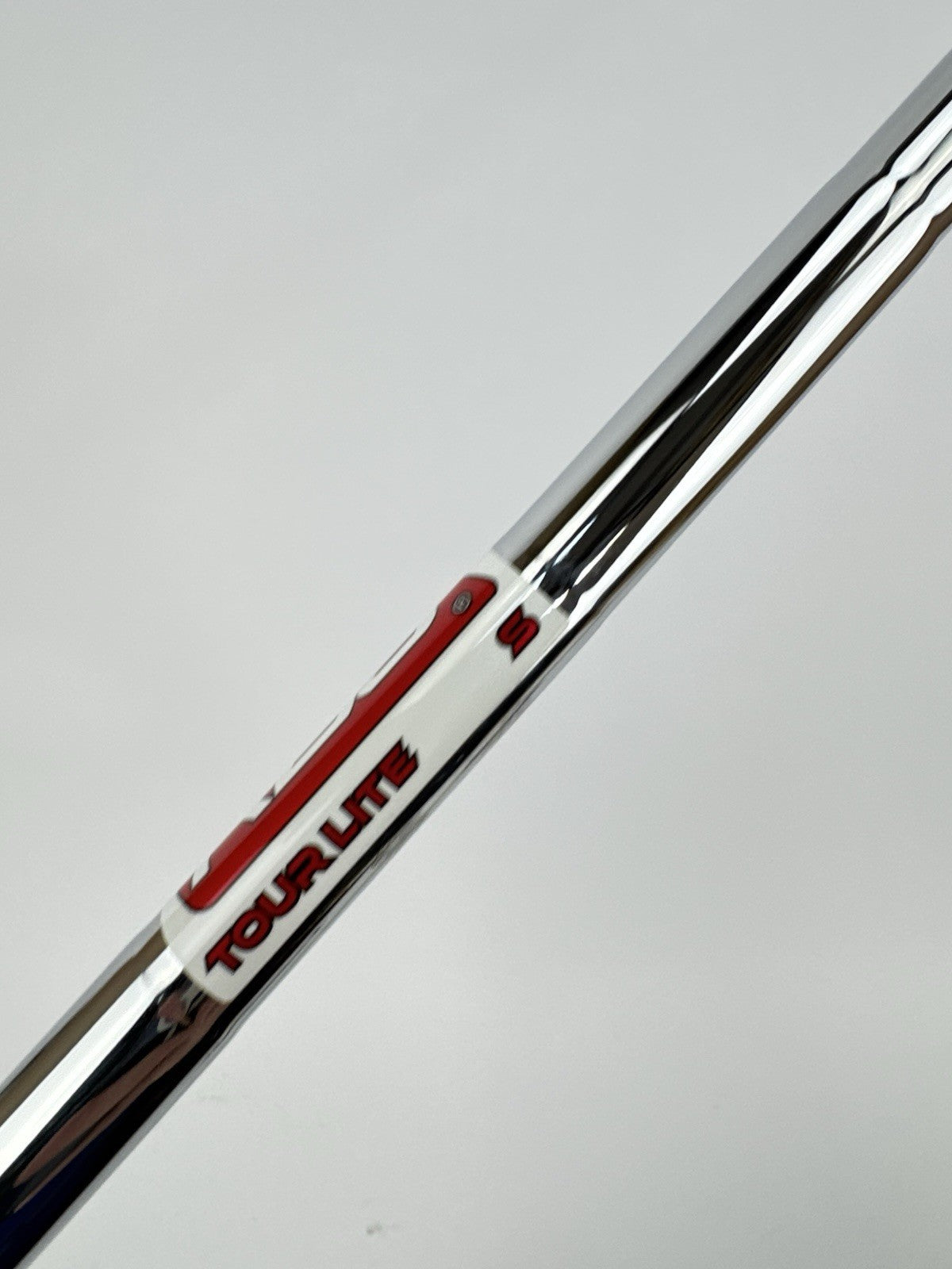 KBS Tour Lite Iron Shaft Stiff Flex Steel 36.25 /0.370 Parallel /332955