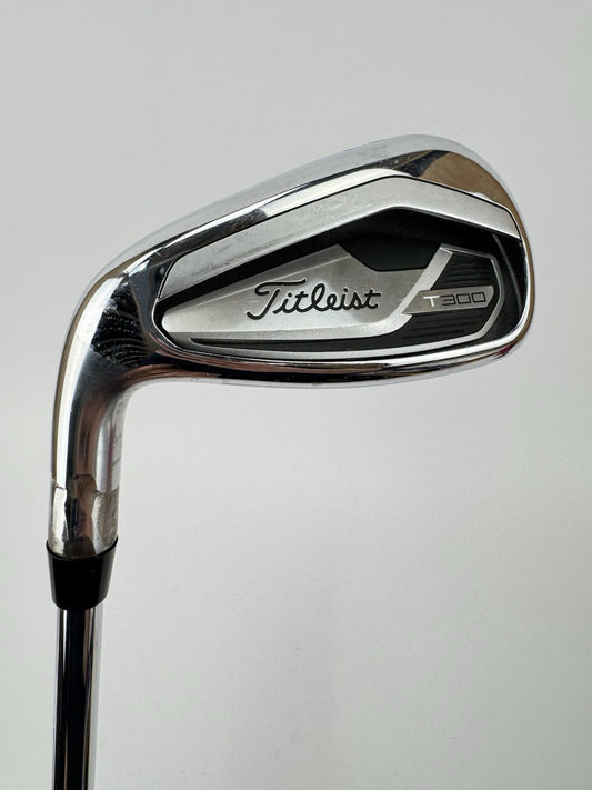 Titleist T300 8 Iron Left Handed Elevate ETS 115 Regular Steel /New Grip /344850