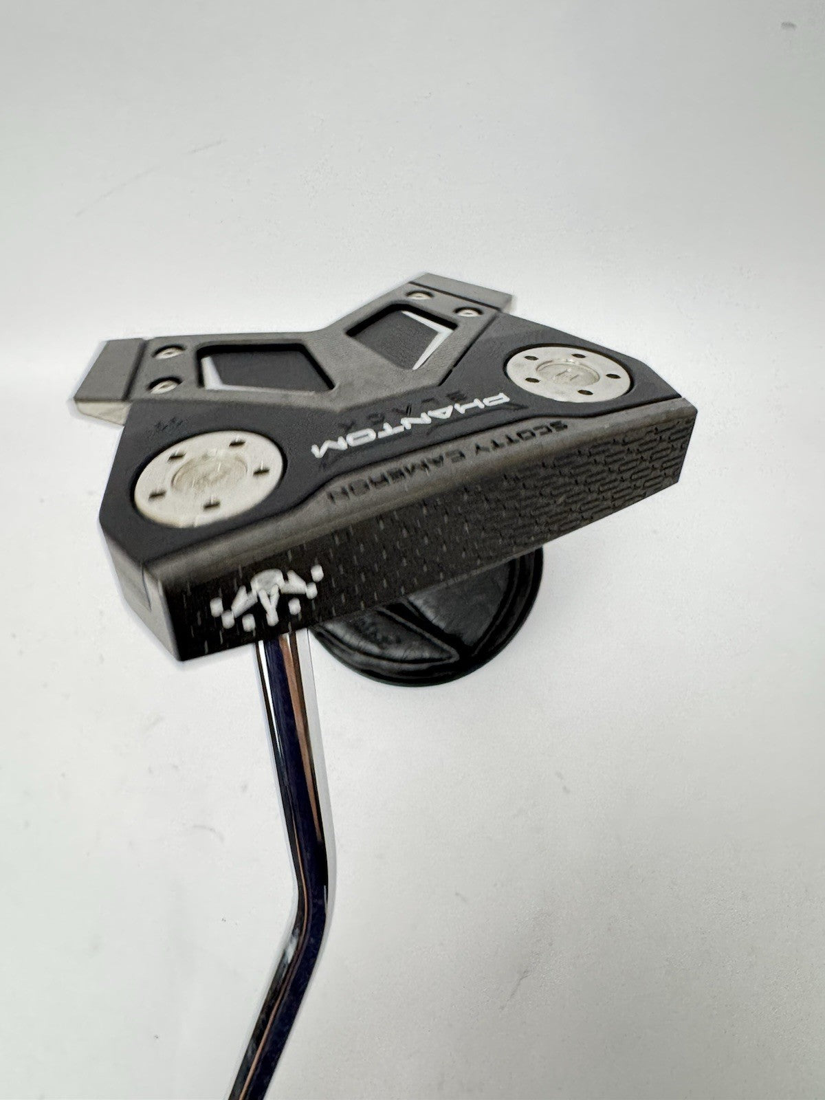 Scotty Cameron Phantom Black 11 Putter 35” /Right Handed /Octogrip /362464