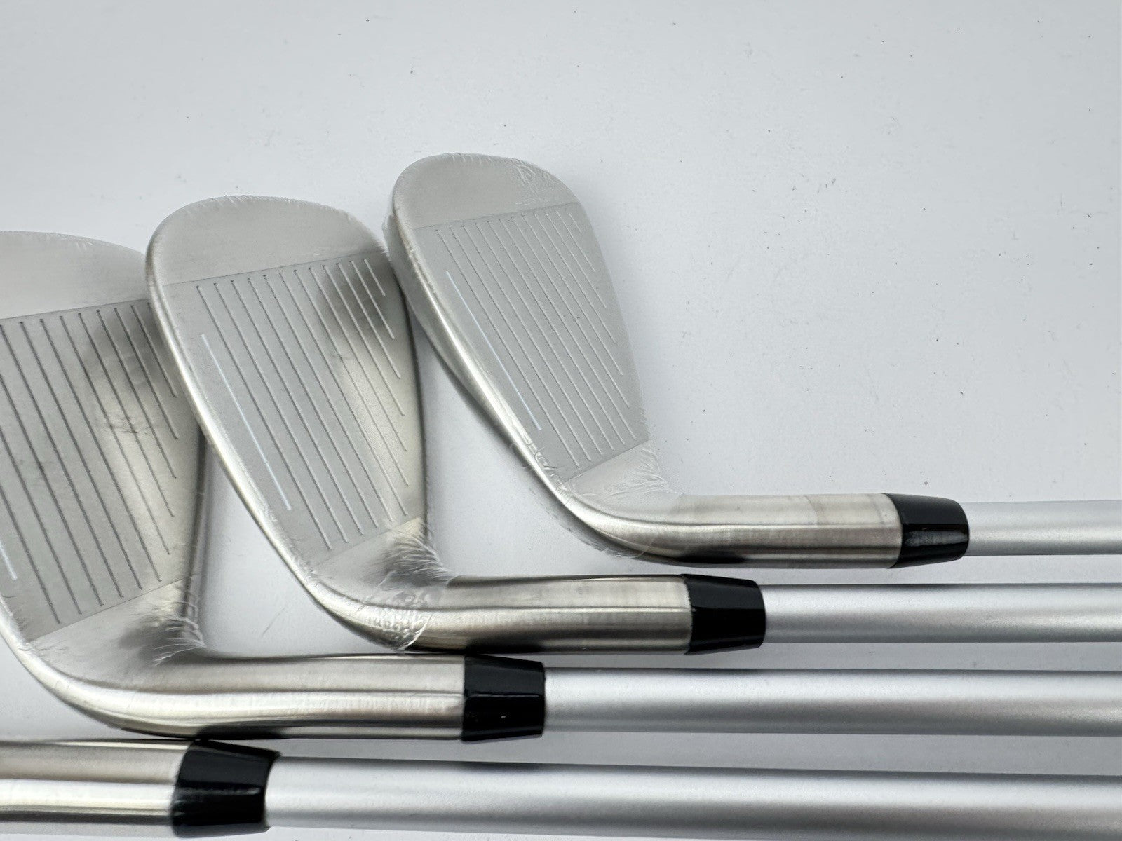 Cobra Air X 2.0 Ladies Irons 8-SW Women’s Graphite /Right Handed /New /340637