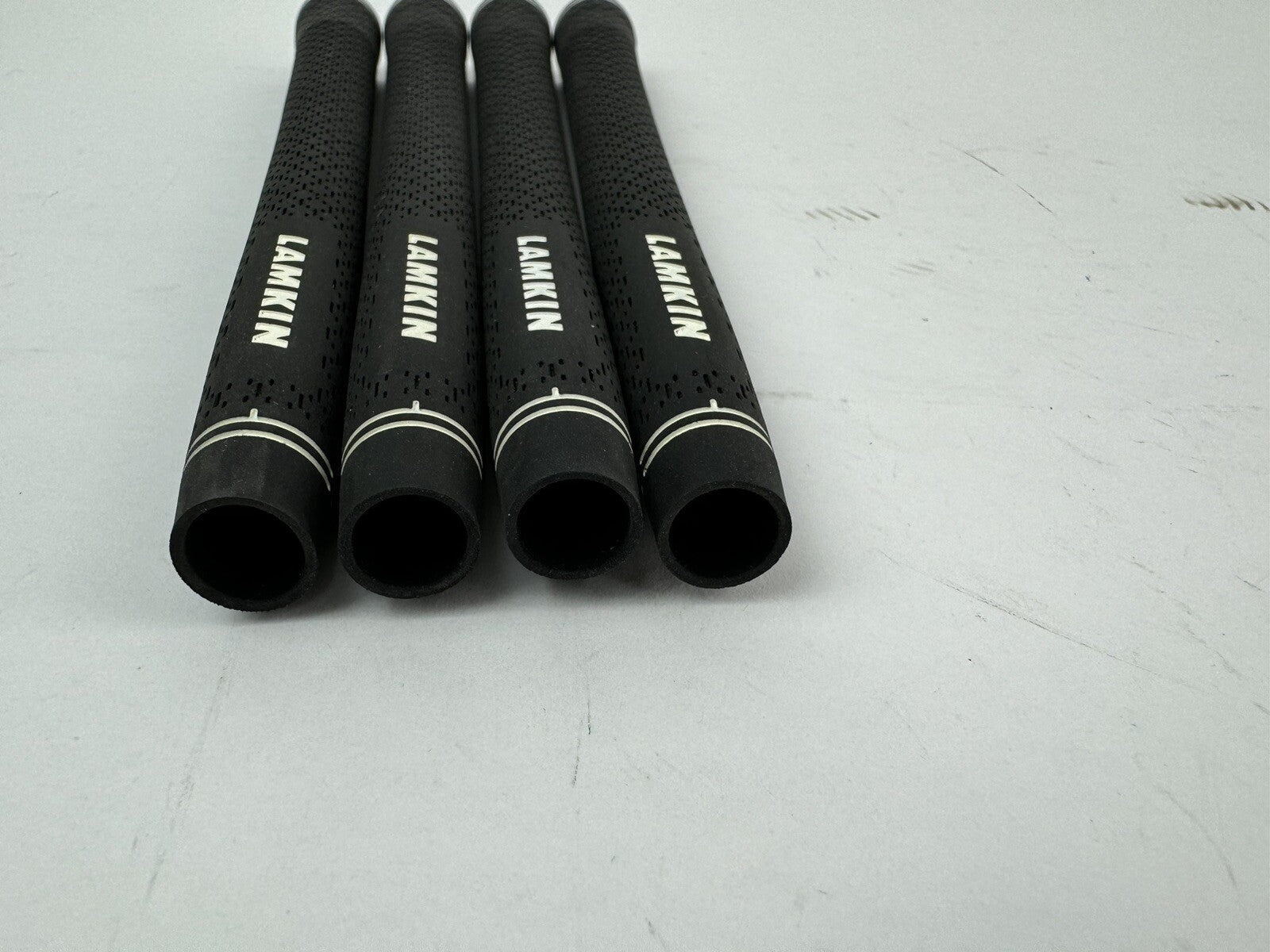 Lamkin Midsize Golf Grips (4) Across Connect Compatible/Black/New /192107