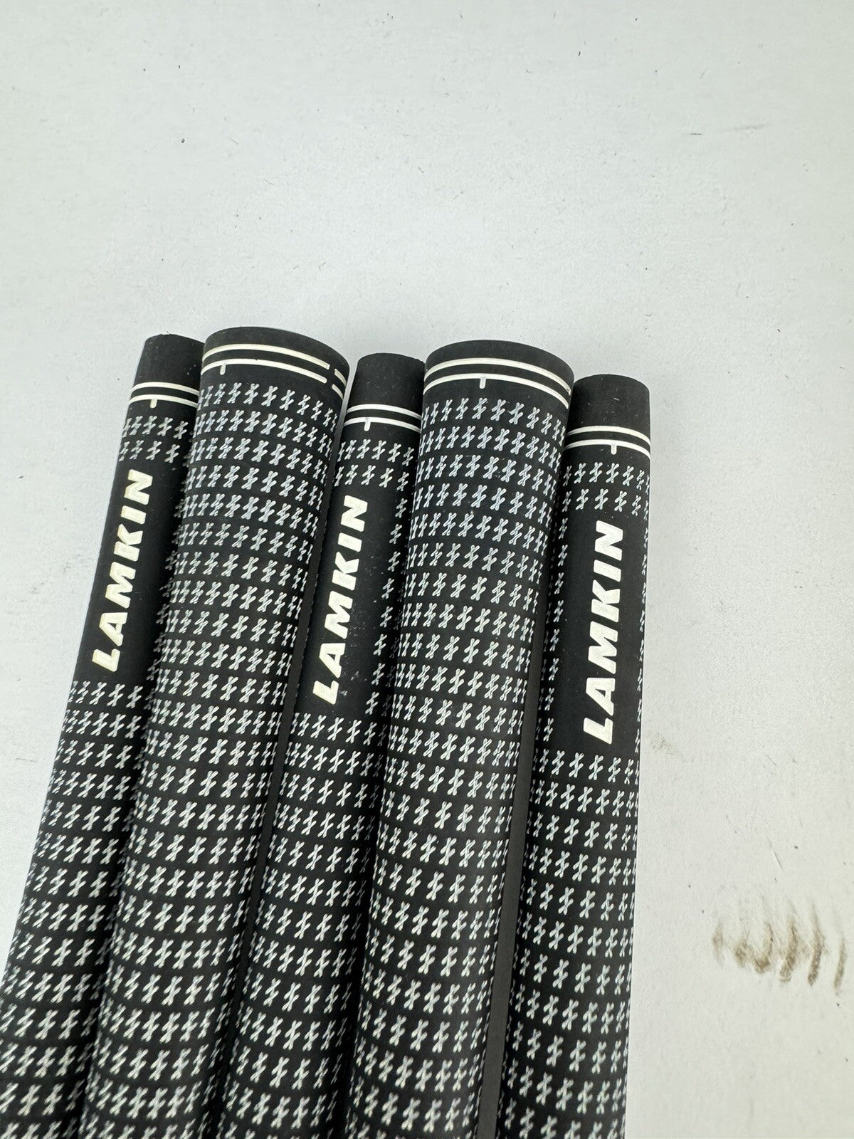 Lamkin Crossline Golf Grips (5) Men’s Standard /Arcoss Connect Compatible/234344