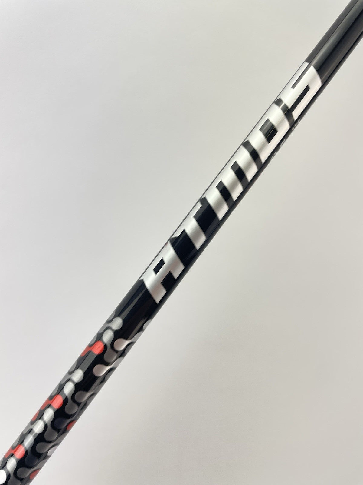 Fujikura Atmos Iron Shaft 7 Stiff Flex Graphite 35.75 /0.355 Tapered /282052