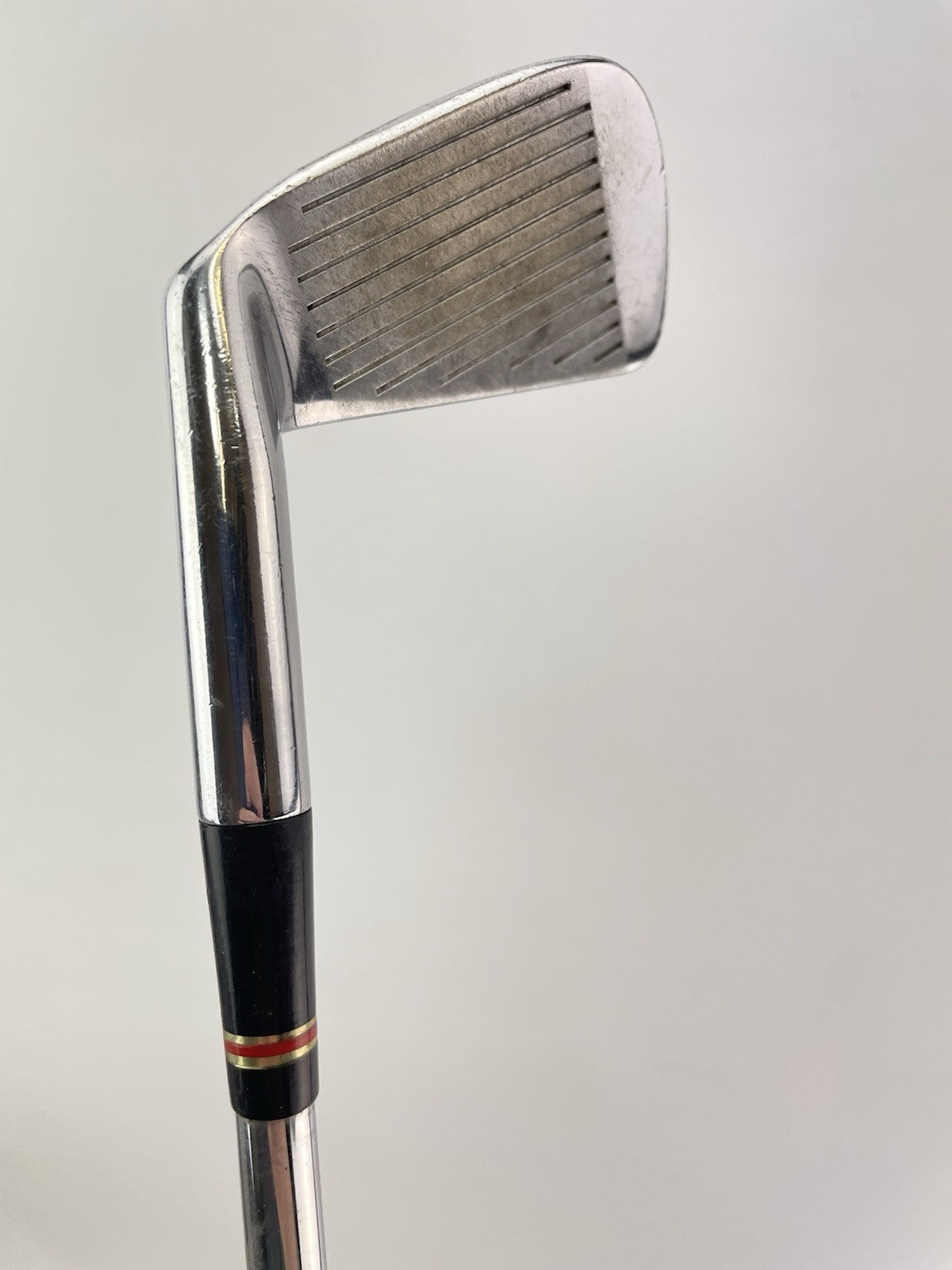 Wilson Staff 5 Iron Fluid Feel R500 Regular Flex Steel /Right /New Grip /259937