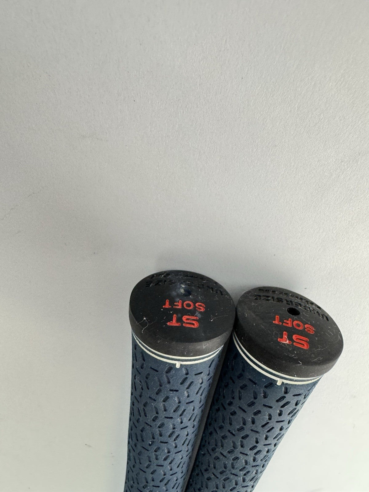 Lamkin Ladies Golf Grips (2) ST Soft Undersize /Pulled /342014