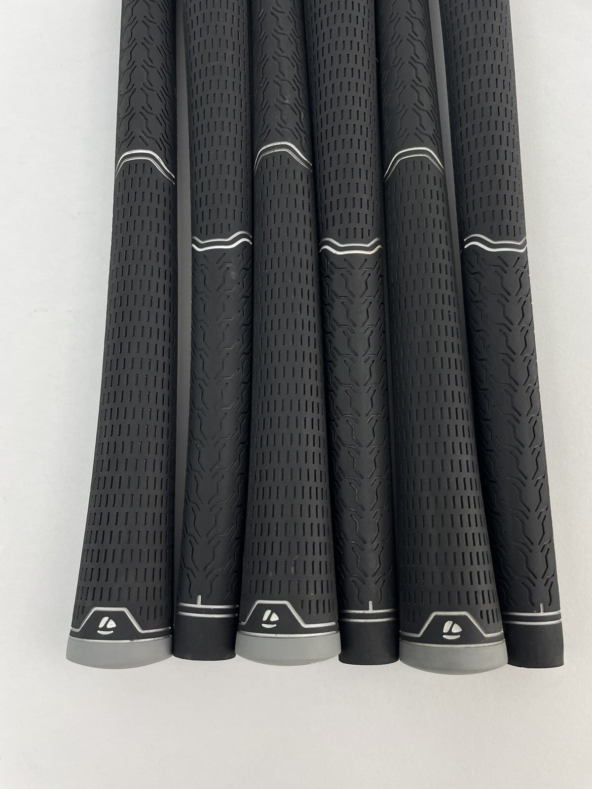 Lamkin Taylormade Golf Grips (6) Mens Standard /Black /Grey /Pulled /320602