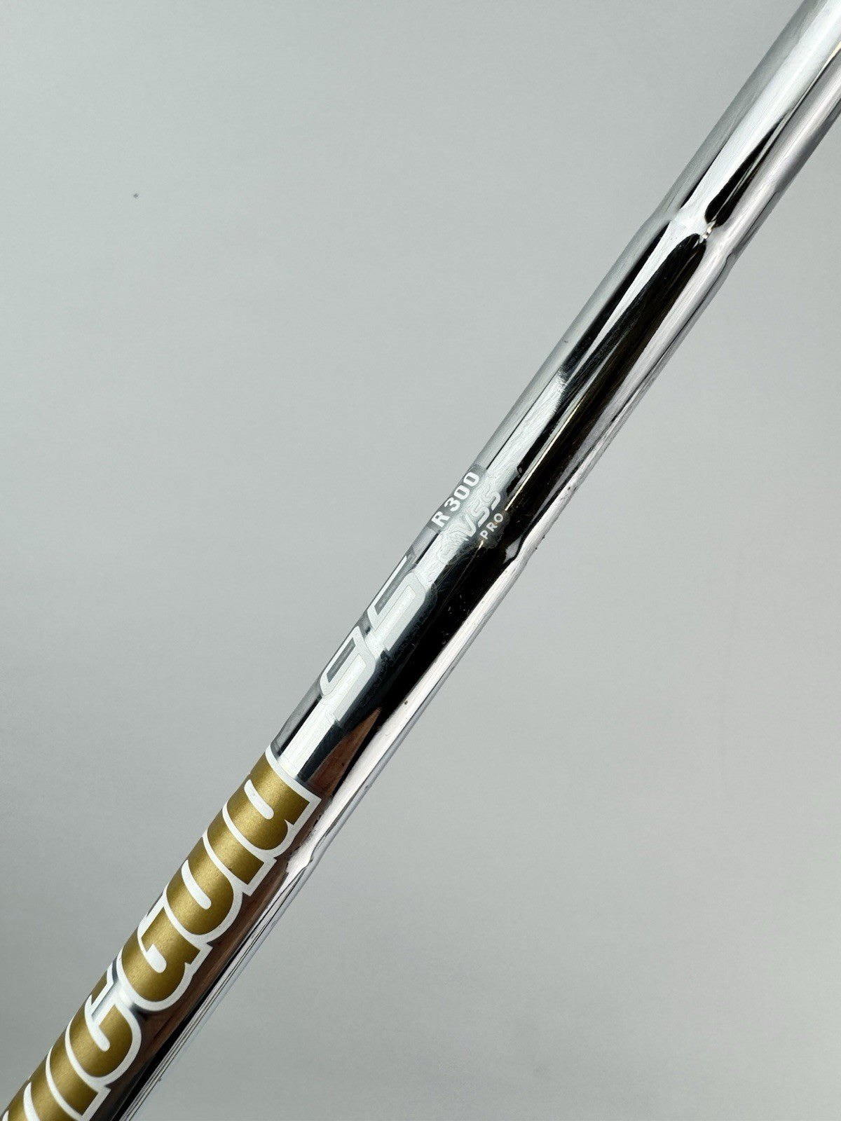 Dynamic Gold 95 Iron Shaft VSS Pro R300 Regular Steel 35.25”/0.355 Tapered/290135