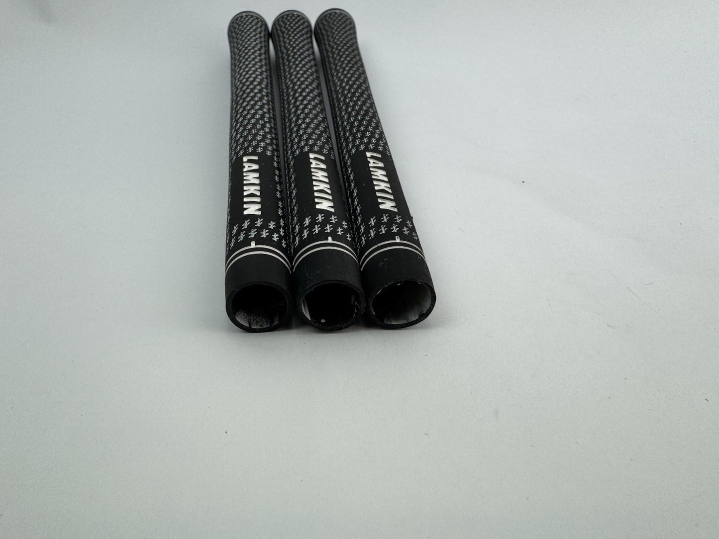 Lamkin Crossline Golf Grips (3) Men’s Standard /Black/White /336717