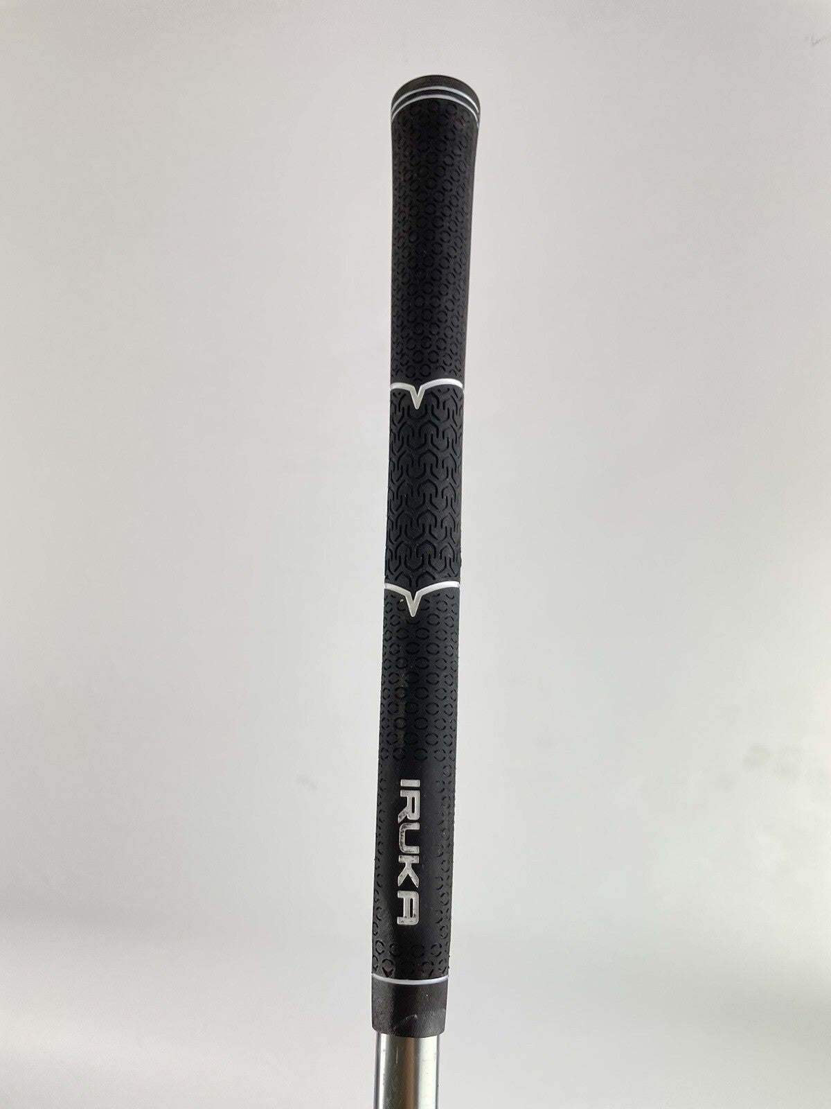 Mens Golf 4 Hybrid 22* Regular Graphite /Carbon Crown /Right /New Grip /1049517