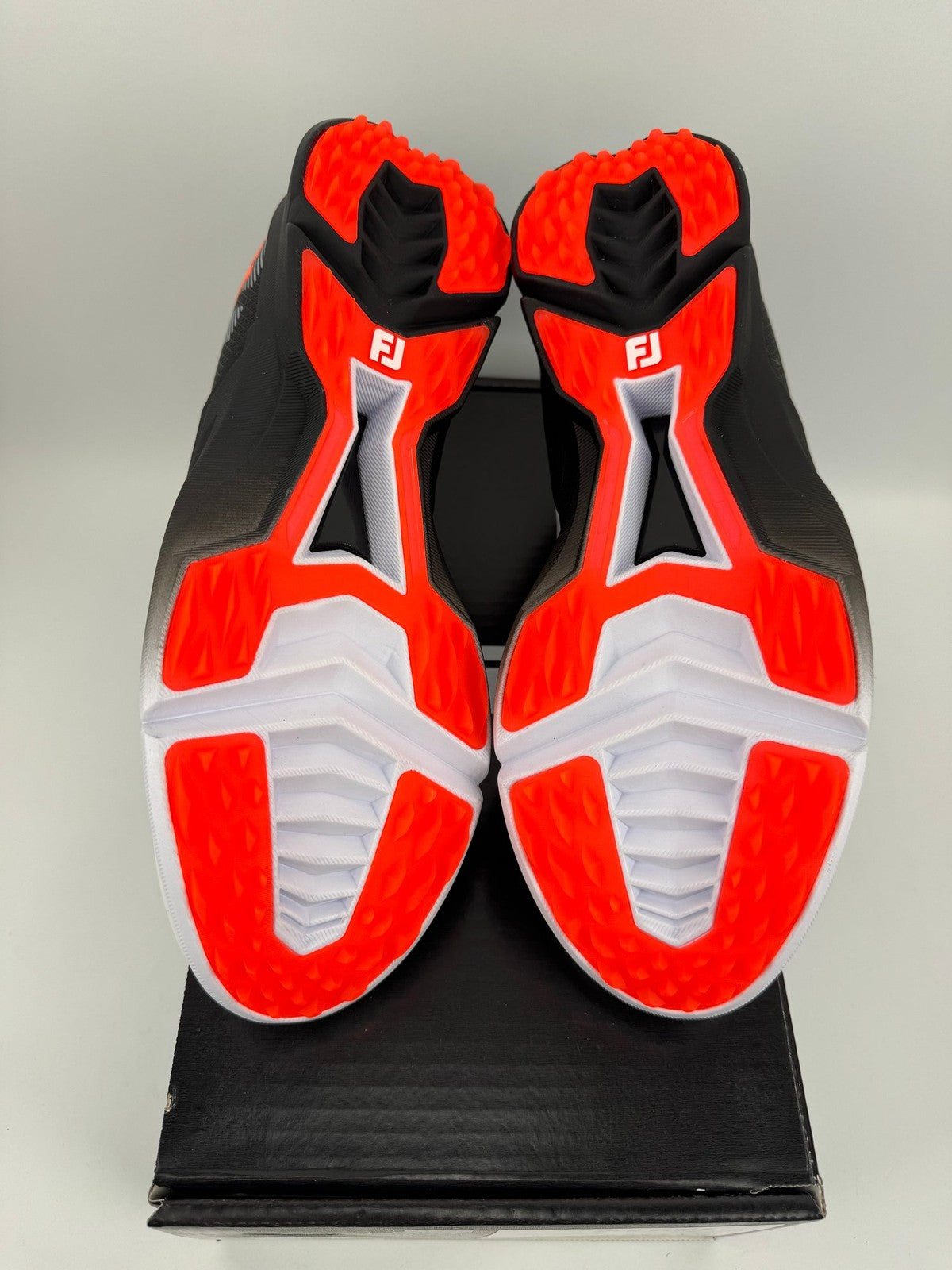 FootJoy Fuel Golf Shoes Men's UK 7.5 US White Black Orange/312607