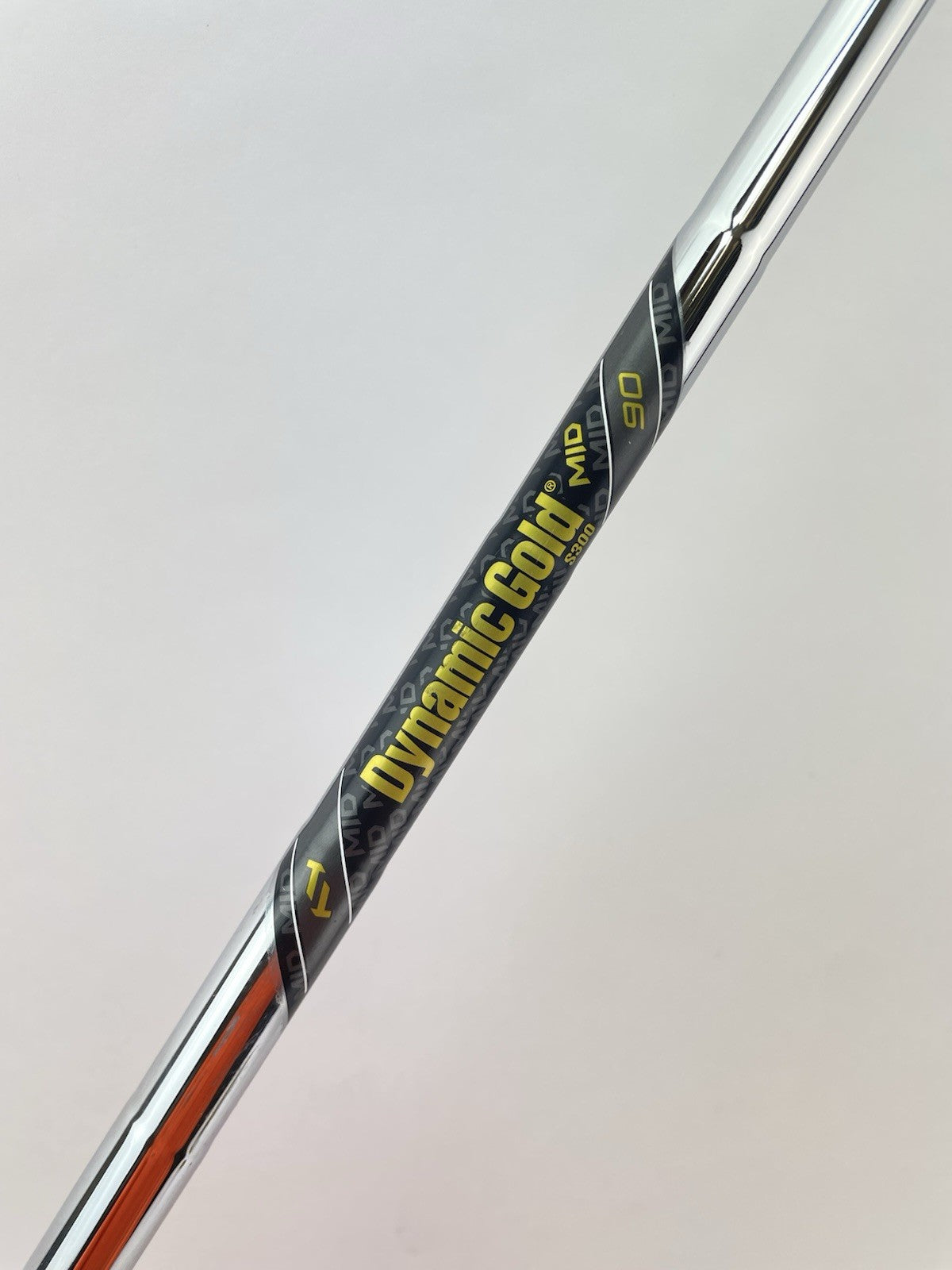 Dynamic Gold Mid 90 Iron Shaft Stiff Flex Steel 35 /0.370 Parallel /269000