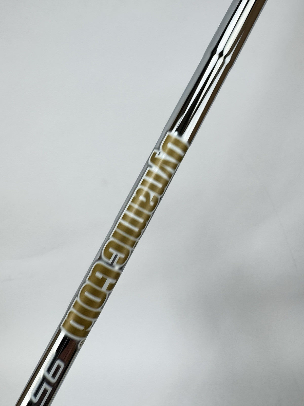Cobra Darkspeed 5 Iron Left Handed Dynamic Gold 95 R300 Regular Steel /3515513