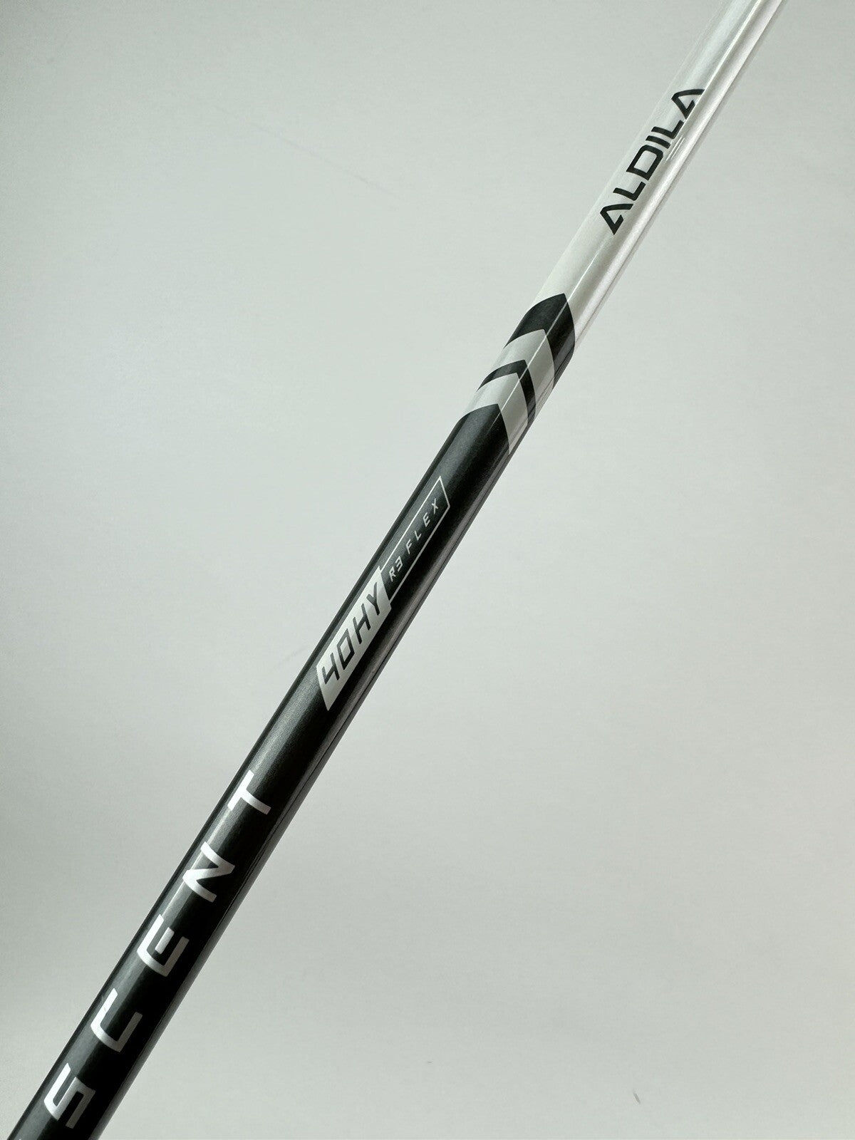 Titliest Hybrid Shaft Ladies R2 Aldila Ascent 40 Graphite 36” /191692