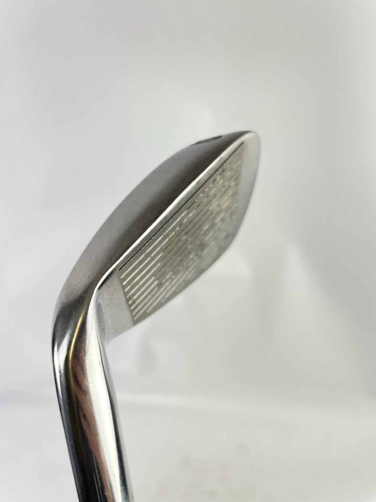 Dunlop DDH 6 Iron Regular Flex Graphite Shaft /Right Handed /New Grip /55106